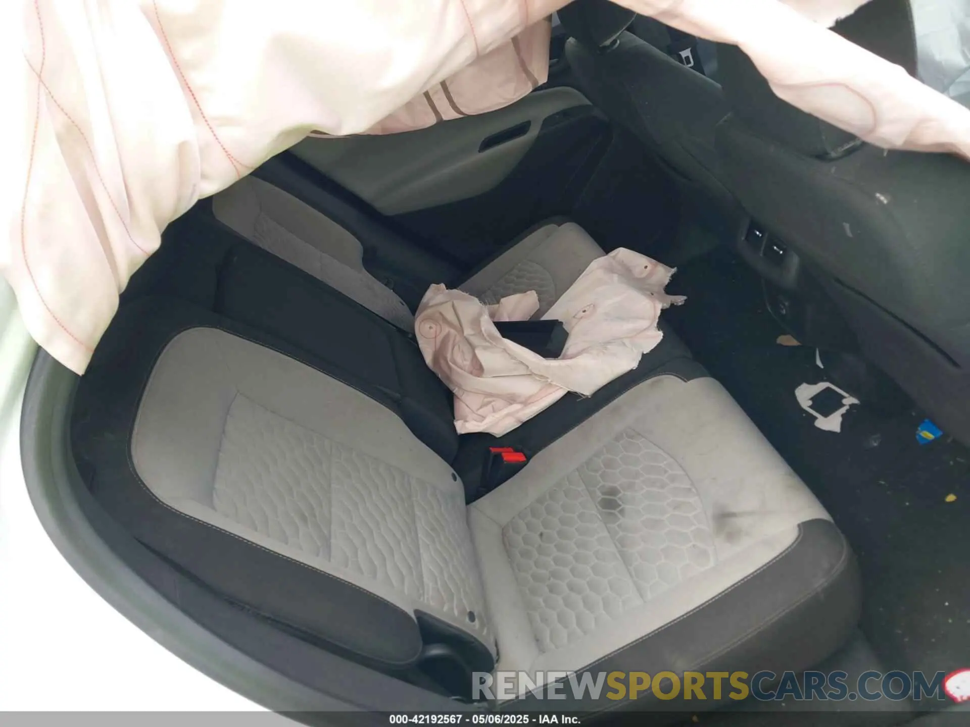 8 fotografías del automóvil dañado 3GNAXHEV3LS508244 CHEVROLET EQUINOX 2020