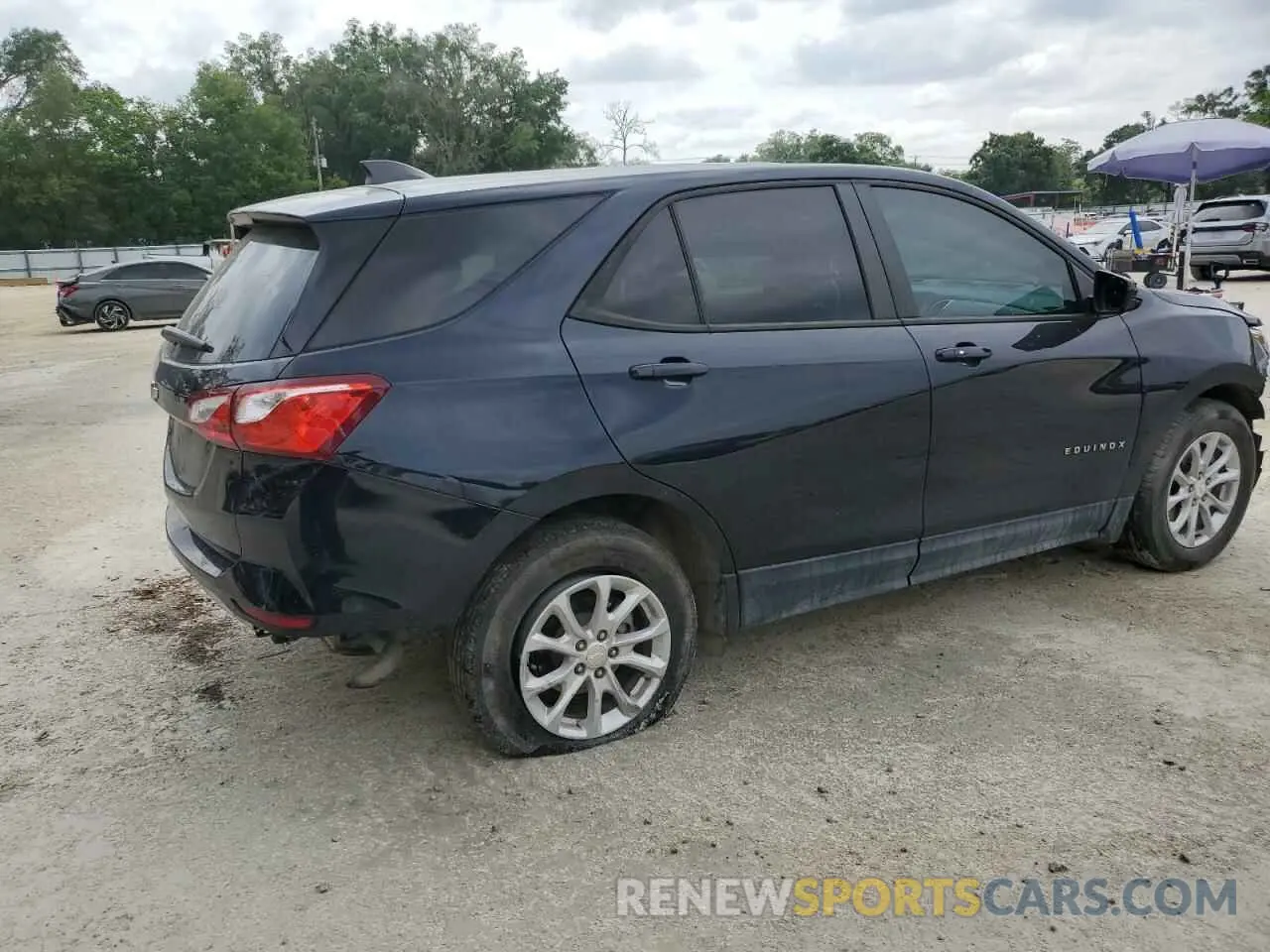 3 fotografías del automóvil dañado 3GNAXHEV3LS733912 CHEVROLET EQUINOX 2020