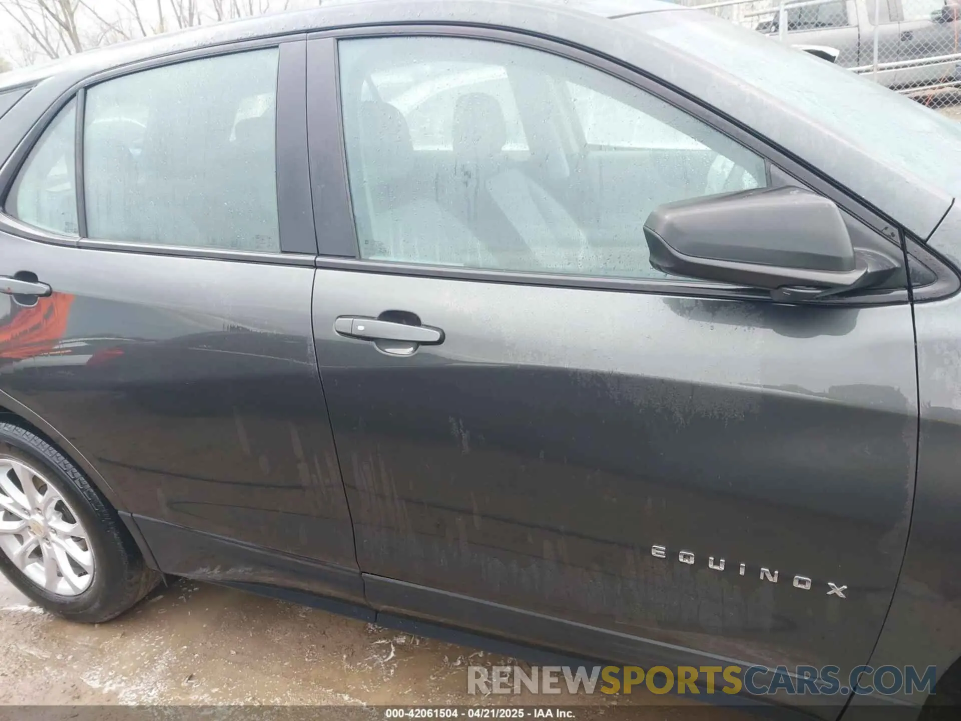 13 fotografías del automóvil dañado 3GNAXHEV4LS545593 CHEVROLET EQUINOX 2020