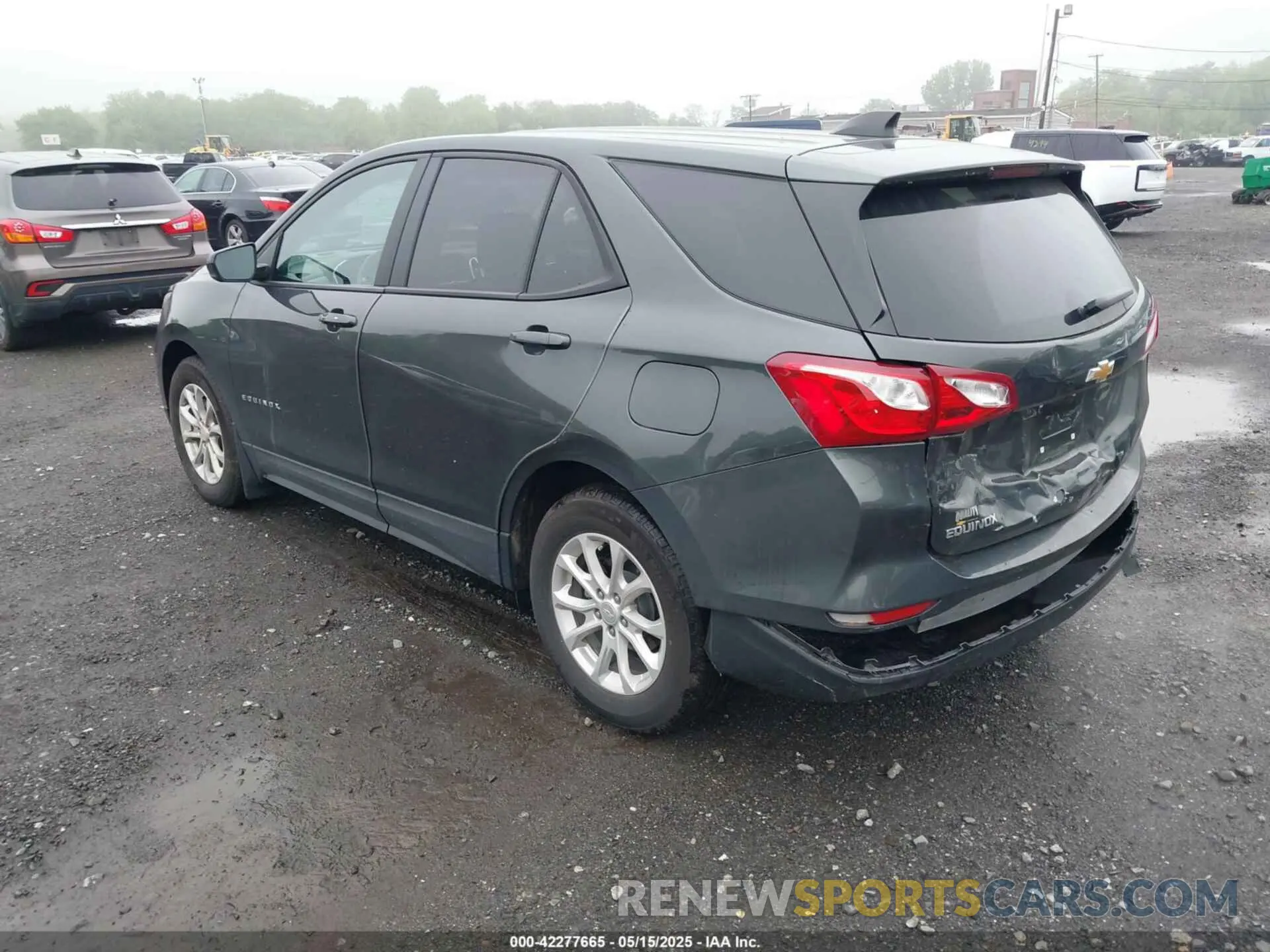 3 fotografías del automóvil dañado 3GNAXHEV4LS592073 CHEVROLET EQUINOX 2020