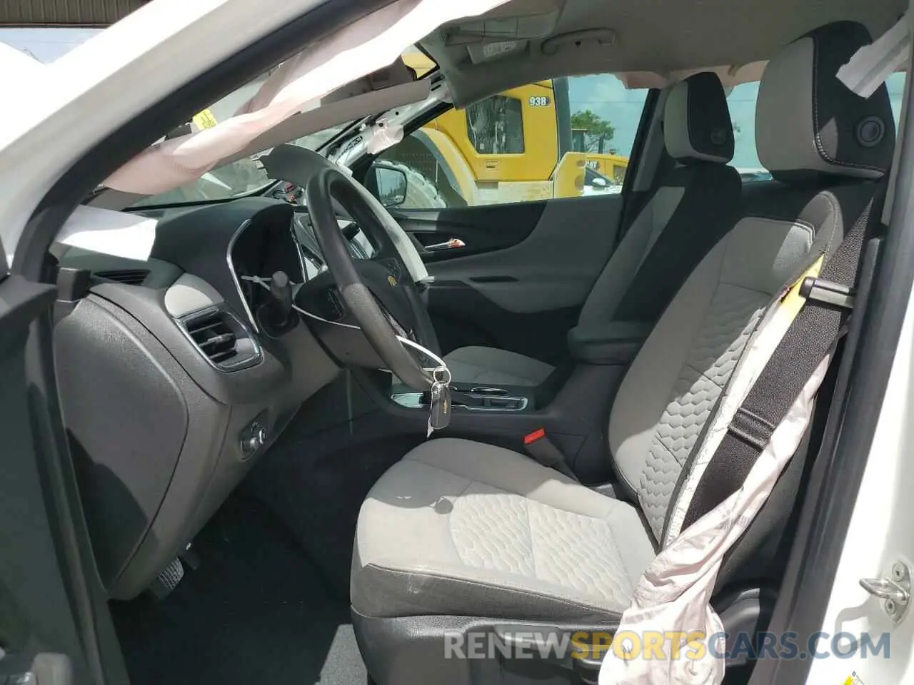7 fotografías del automóvil dañado 3GNAXHEV4LS617361 CHEVROLET EQUINOX 2020