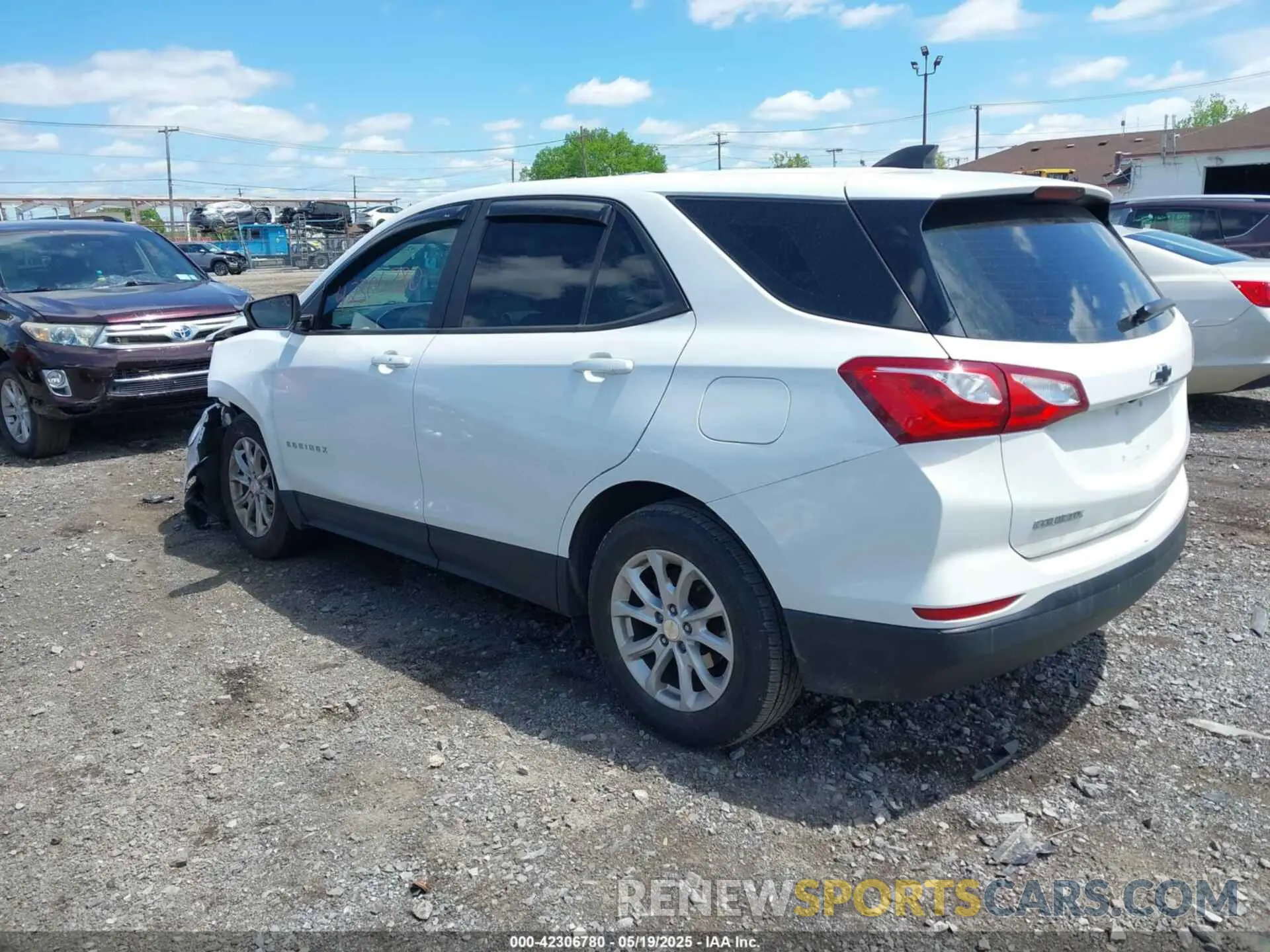 3 fotografías del automóvil dañado 3GNAXHEV5LS515051 CHEVROLET EQUINOX 2020