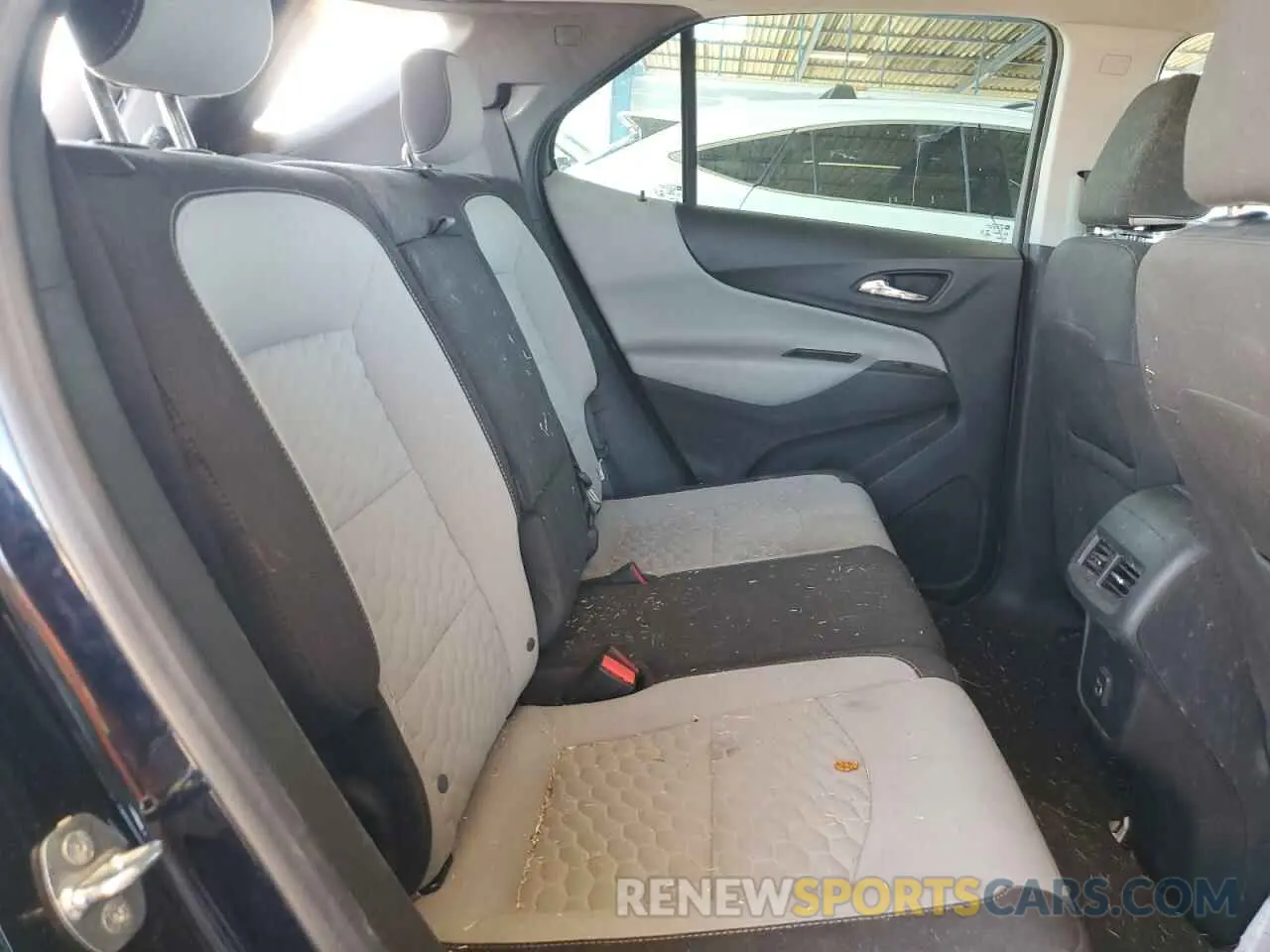 11 fotografías del automóvil dañado 3GNAXHEV6LS698203 CHEVROLET EQUINOX 2020