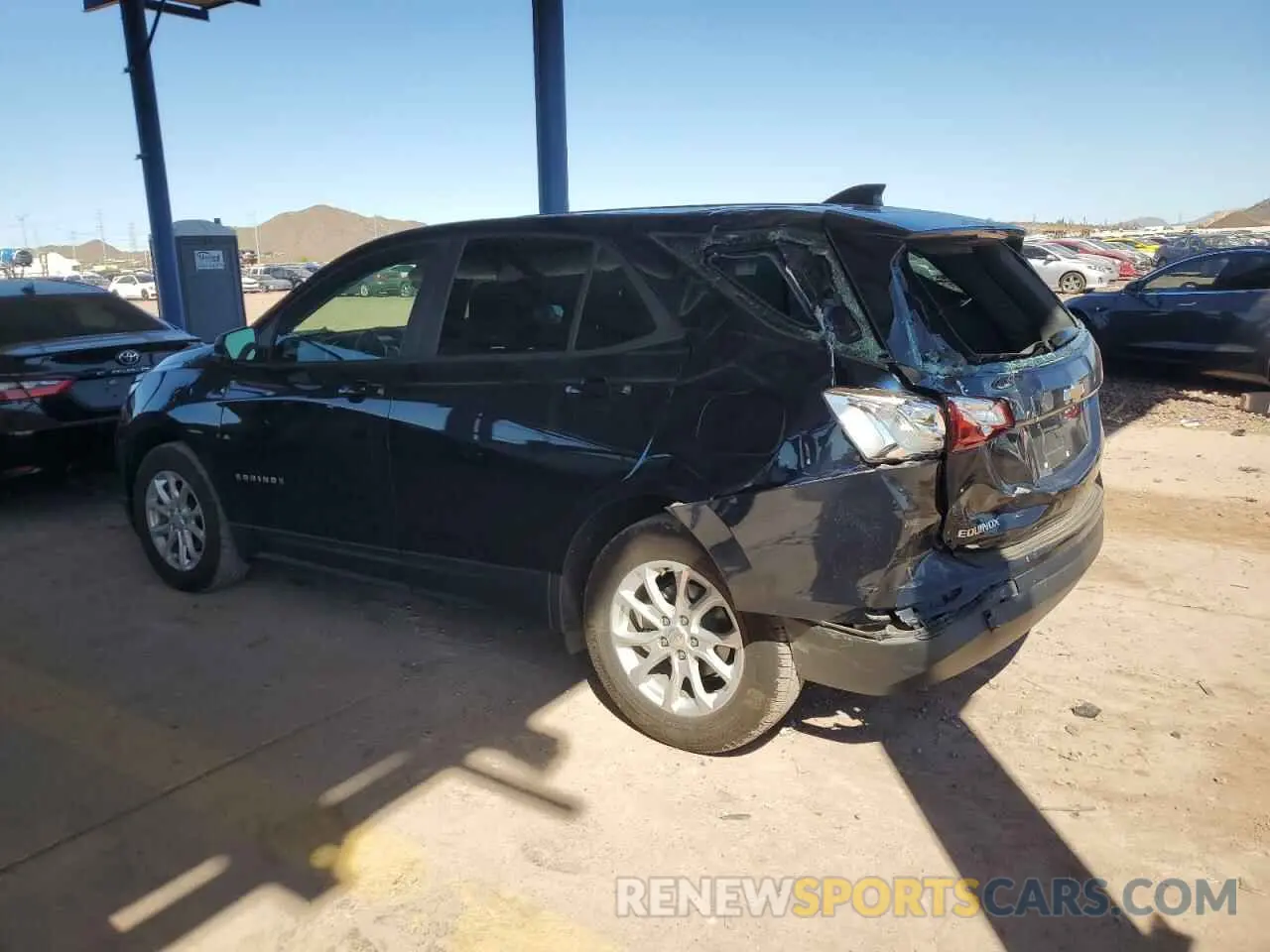2 fotografías del automóvil dañado 3GNAXHEV6LS698203 CHEVROLET EQUINOX 2020