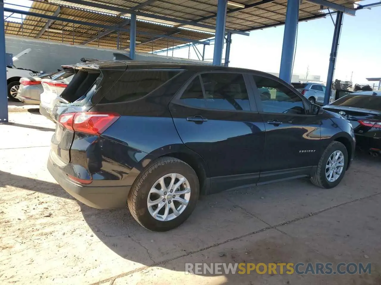 3 fotografías del automóvil dañado 3GNAXHEV6LS698203 CHEVROLET EQUINOX 2020