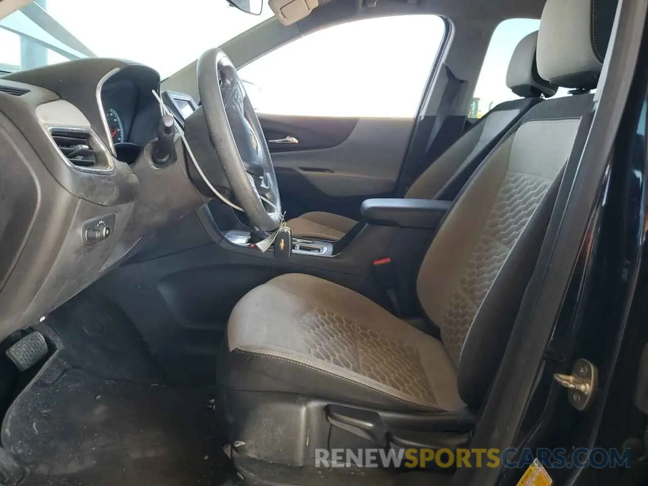 7 fotografías del automóvil dañado 3GNAXHEV6LS698203 CHEVROLET EQUINOX 2020