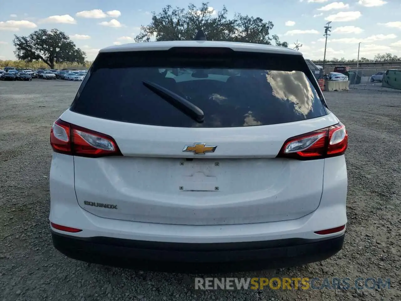 6 fotografías del automóvil dañado 3GNAXHEV7LS663301 CHEVROLET EQUINOX 2020