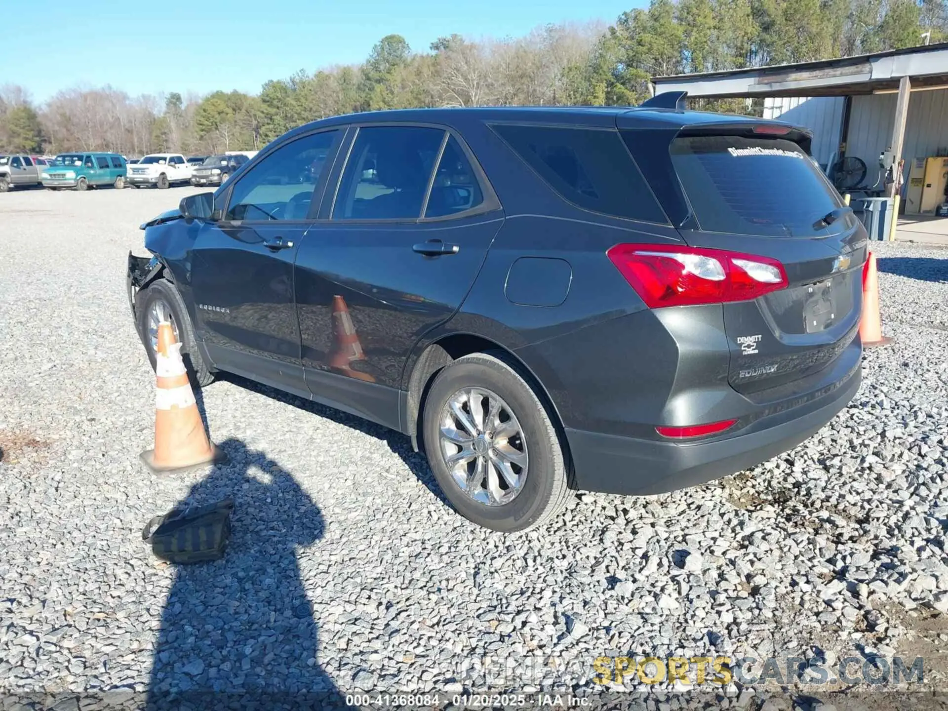3 fotografías del automóvil dañado 3GNAXHEV7LS669549 CHEVROLET EQUINOX 2020