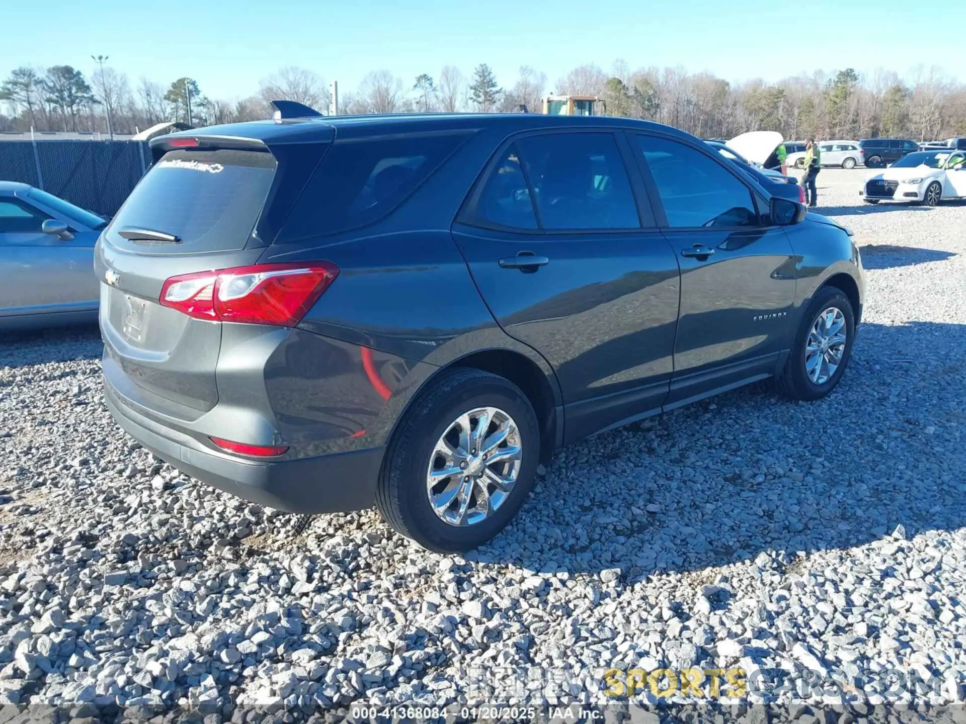 4 fotografías del automóvil dañado 3GNAXHEV7LS669549 CHEVROLET EQUINOX 2020