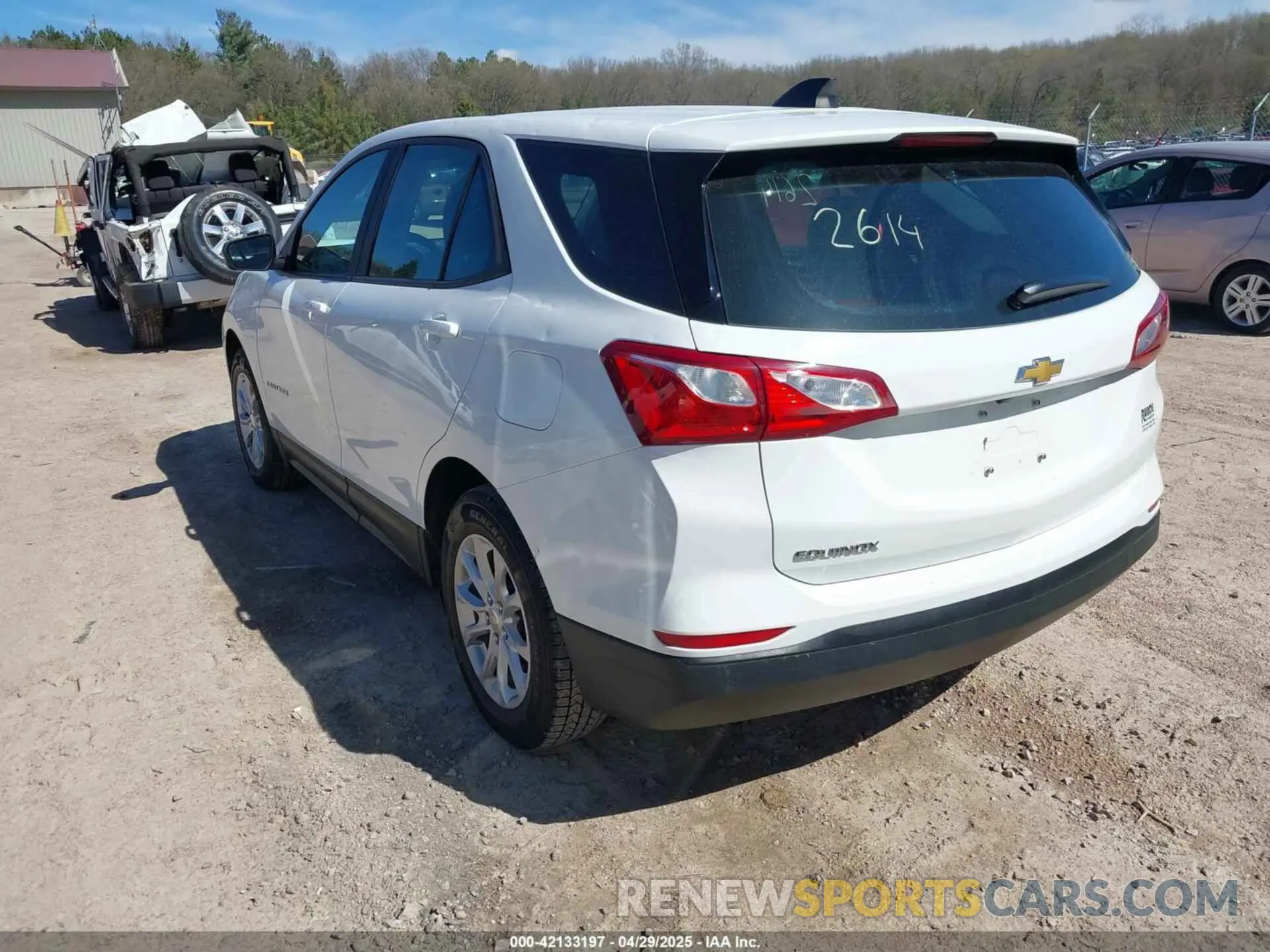 3 fotografías del automóvil dañado 3GNAXHEV7LS673732 CHEVROLET EQUINOX 2020