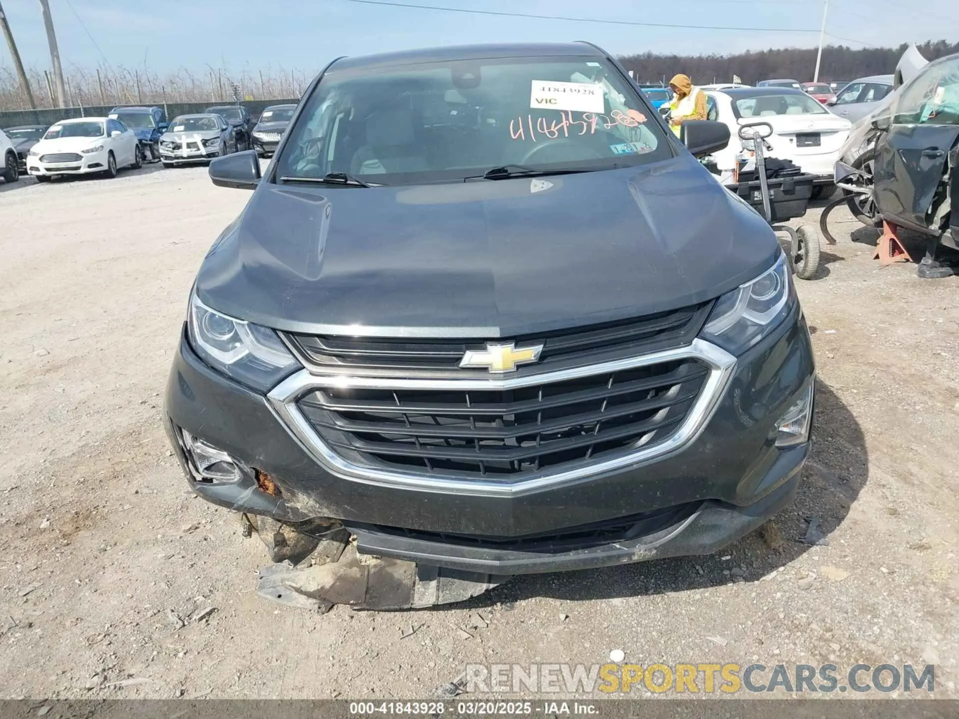 12 fotografías del automóvil dañado 3GNAXHEV8LS670175 CHEVROLET EQUINOX 2020