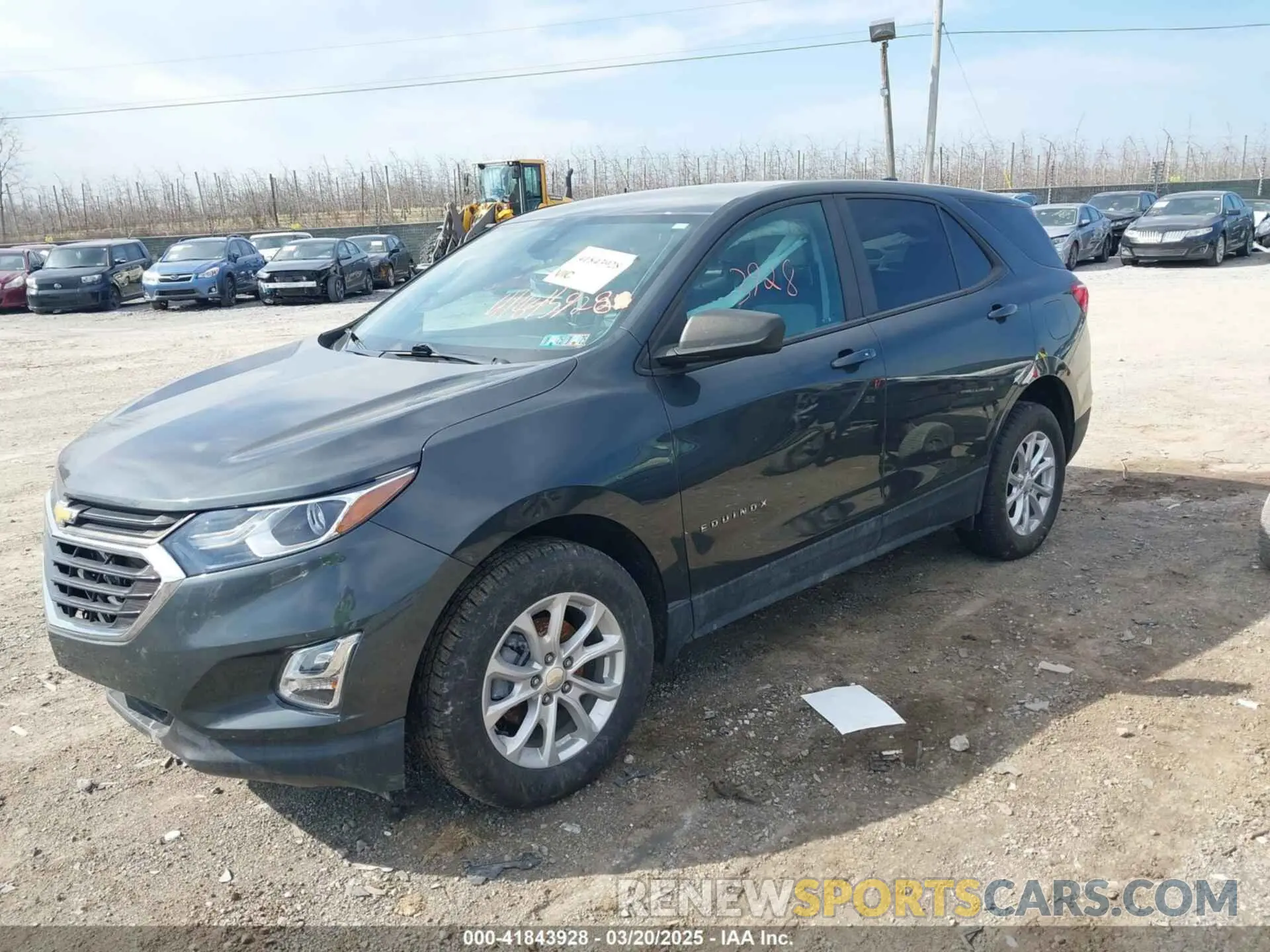 2 fotografías del automóvil dañado 3GNAXHEV8LS670175 CHEVROLET EQUINOX 2020