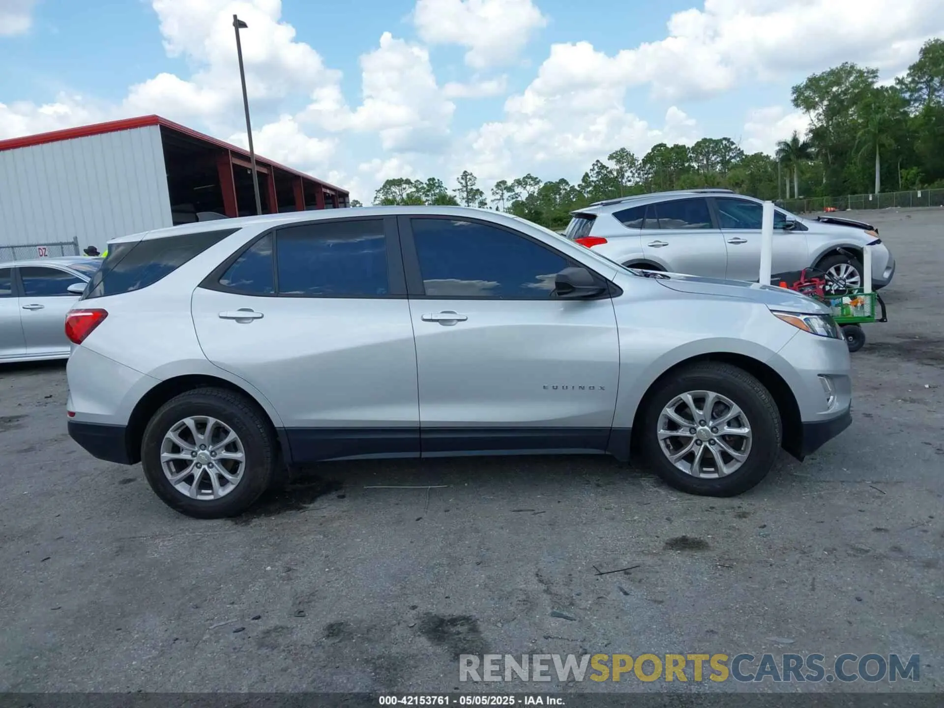 13 fotografías del automóvil dañado 3GNAXHEV8LS696940 CHEVROLET EQUINOX 2020