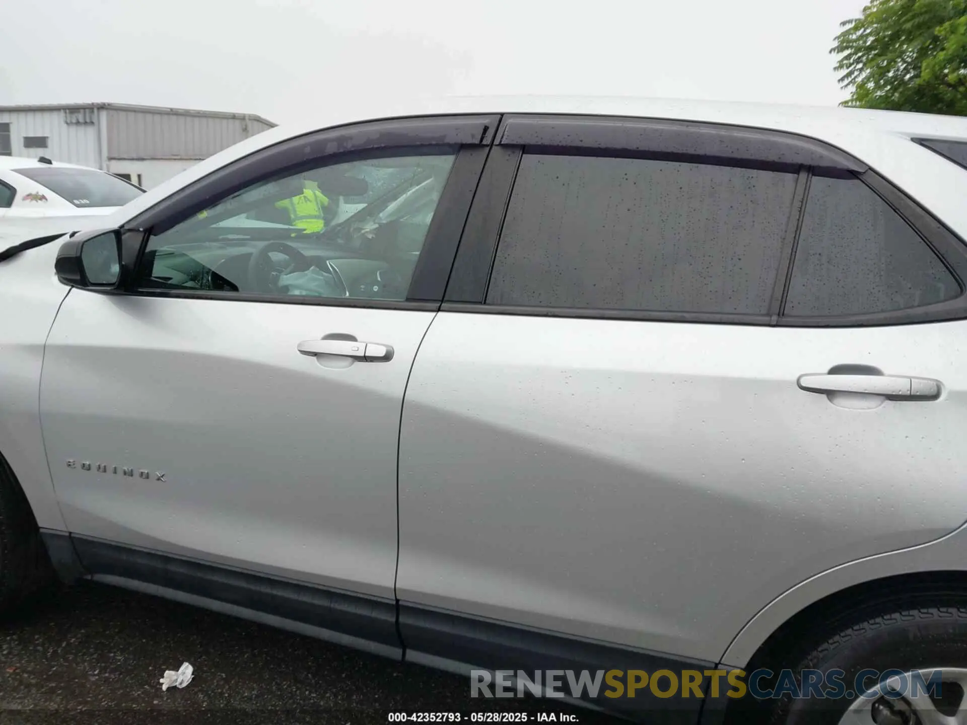 14 fotografías del automóvil dañado 3GNAXHEV8LS703353 CHEVROLET EQUINOX 2020