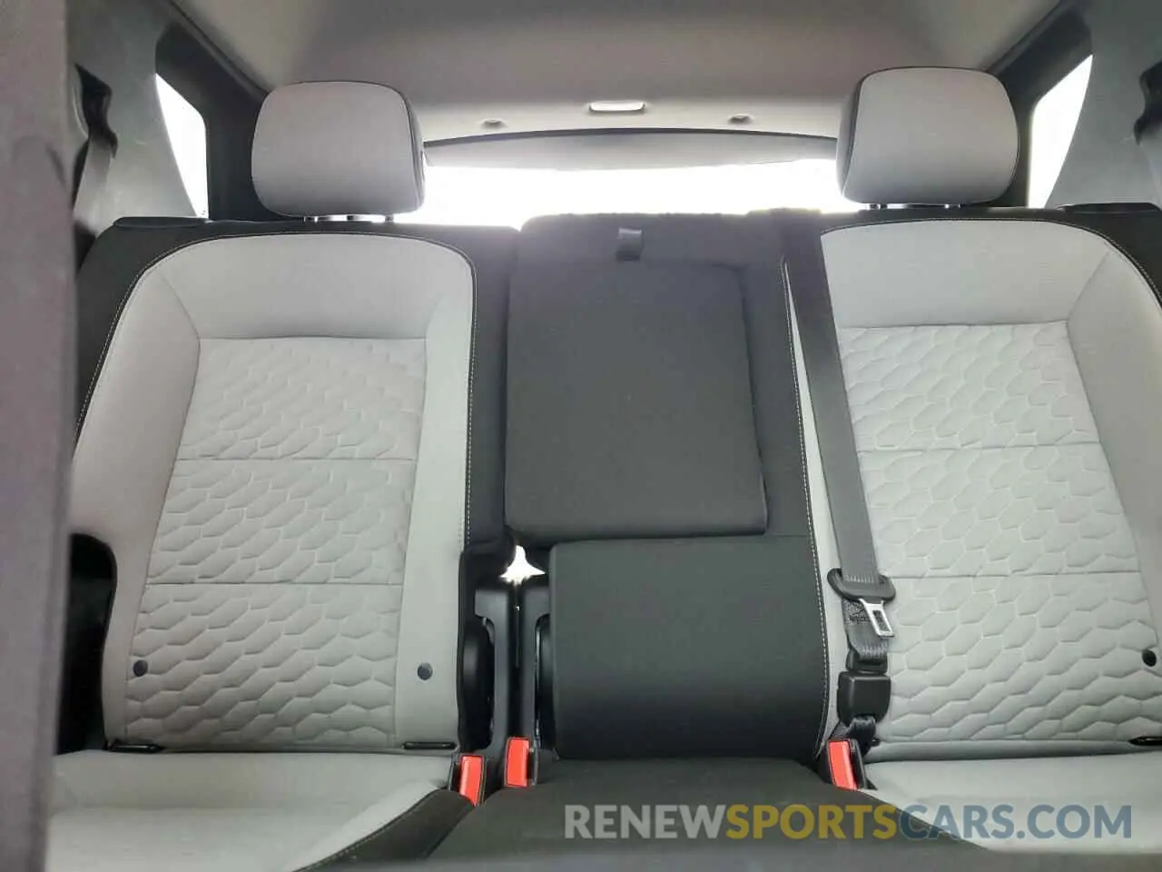 10 fotografías del automóvil dañado 3GNAXHEV8LS705118 CHEVROLET EQUINOX 2020
