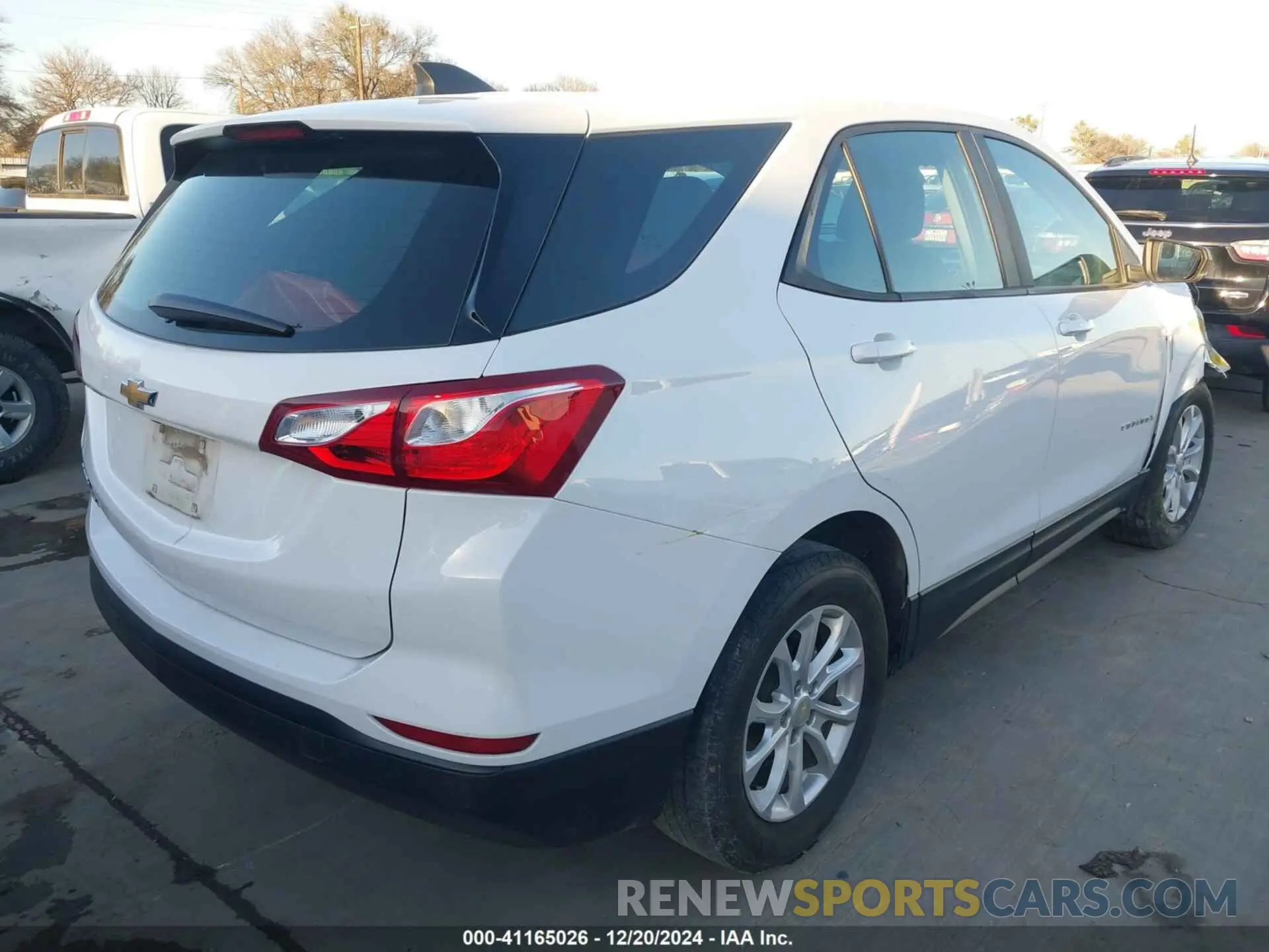 4 fotografías del automóvil dañado 3GNAXHEV8LS706236 CHEVROLET EQUINOX 2020