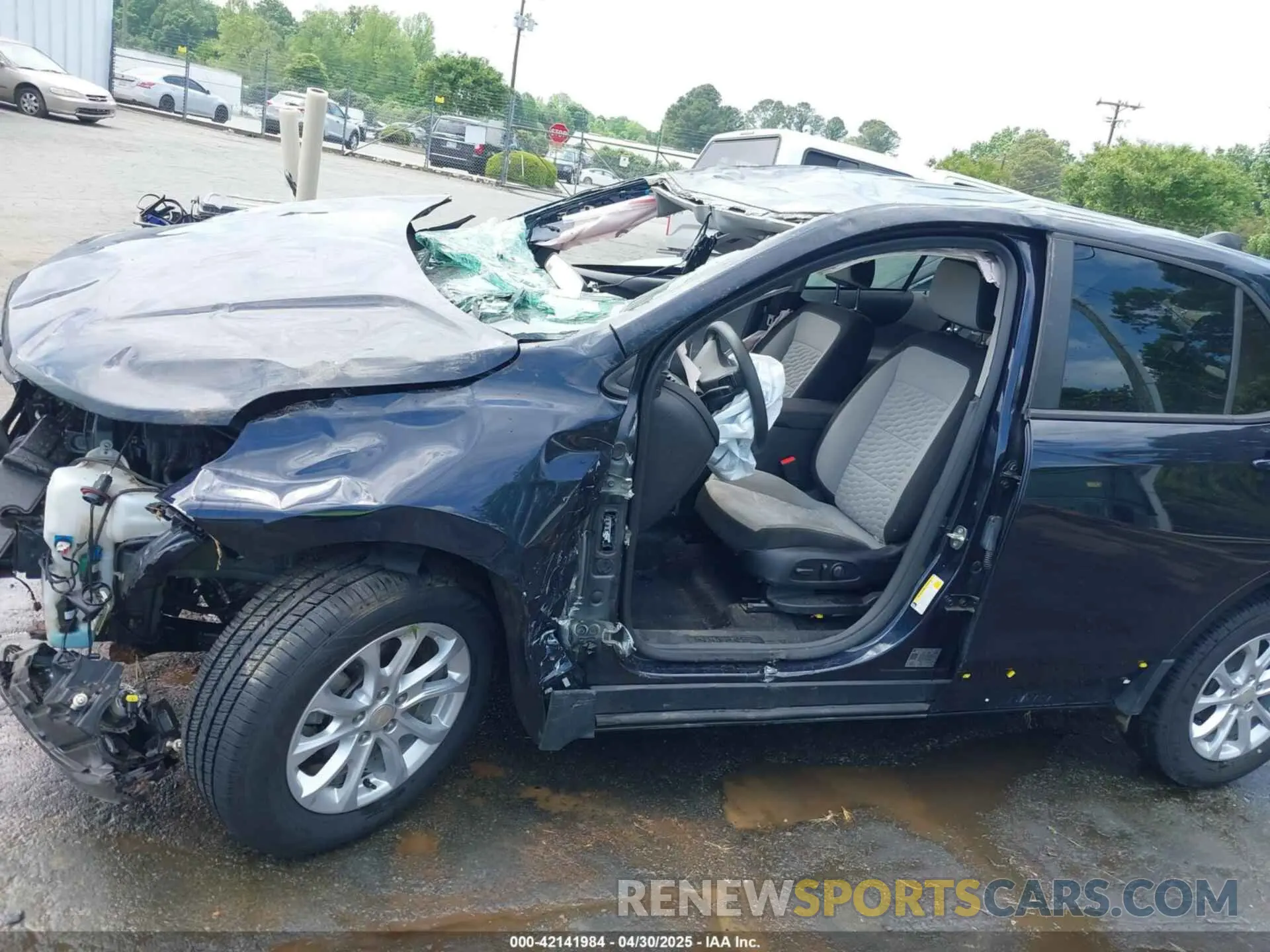 13 fotografías del automóvil dañado 3GNAXHEVXLS526496 CHEVROLET EQUINOX 2020
