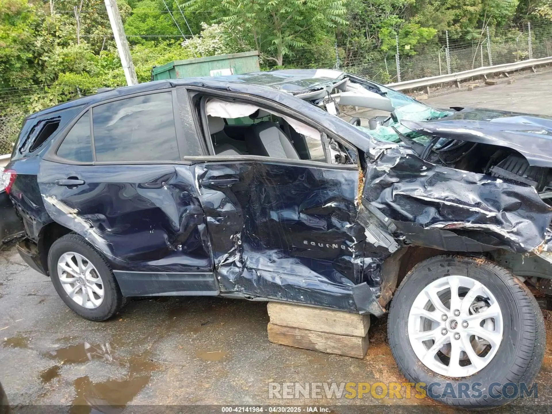 14 fotografías del automóvil dañado 3GNAXHEVXLS526496 CHEVROLET EQUINOX 2020