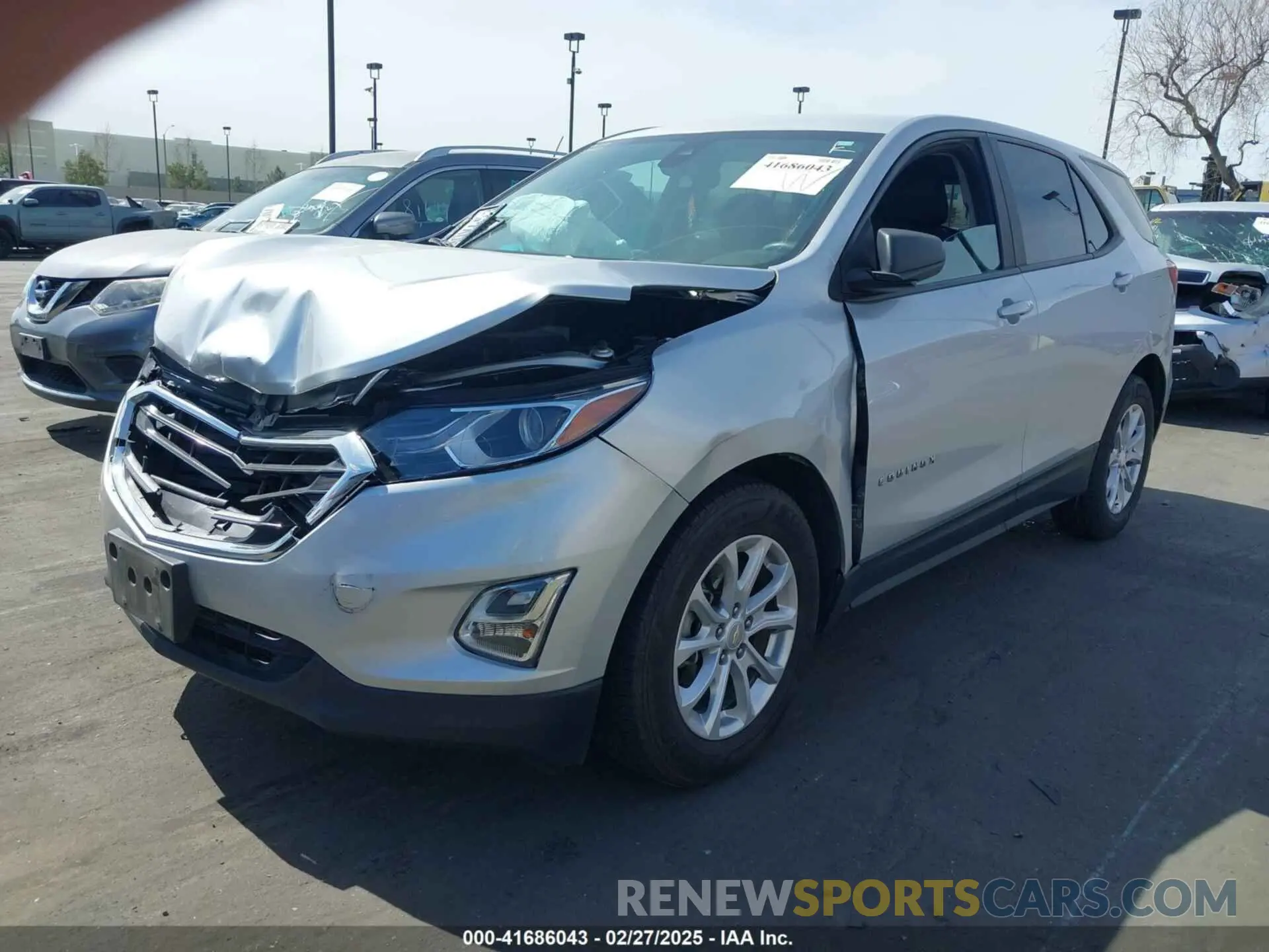 2 fotografías del automóvil dañado 3GNAXHEVXLS578971 CHEVROLET EQUINOX 2020