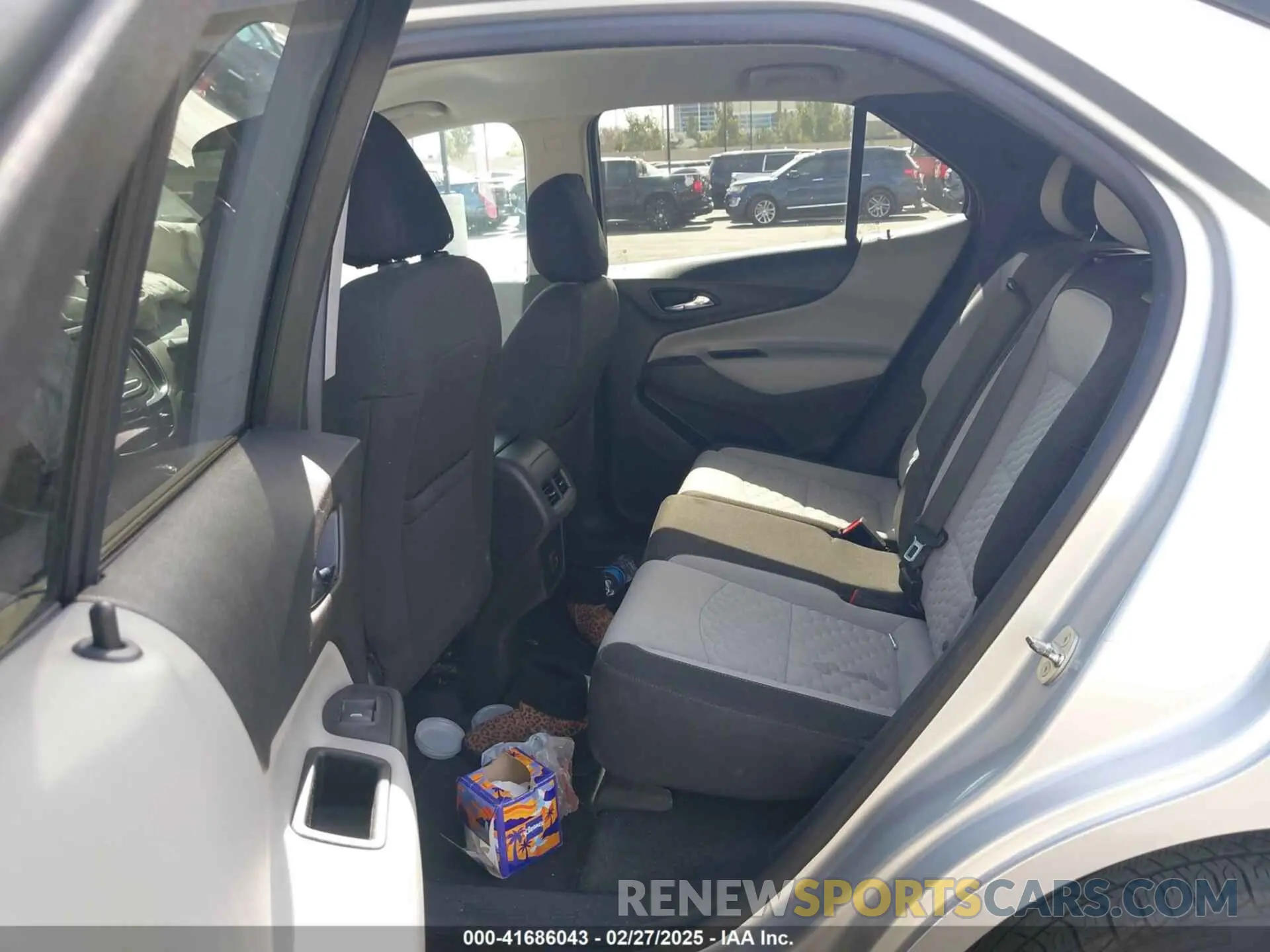 8 fotografías del automóvil dañado 3GNAXHEVXLS578971 CHEVROLET EQUINOX 2020