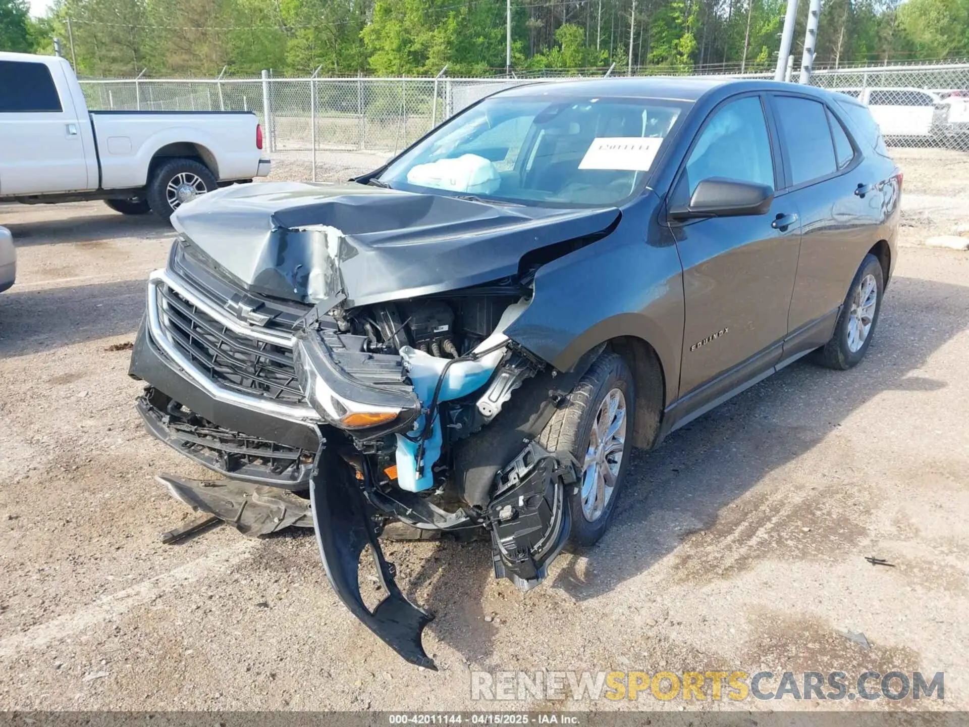 6 fotografías del automóvil dañado 3GNAXHEVXLS597357 CHEVROLET EQUINOX 2020