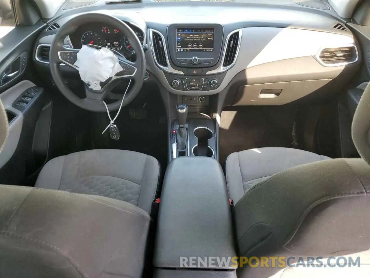 8 fotografías del automóvil dañado 3GNAXHEVXLS640949 CHEVROLET EQUINOX 2020