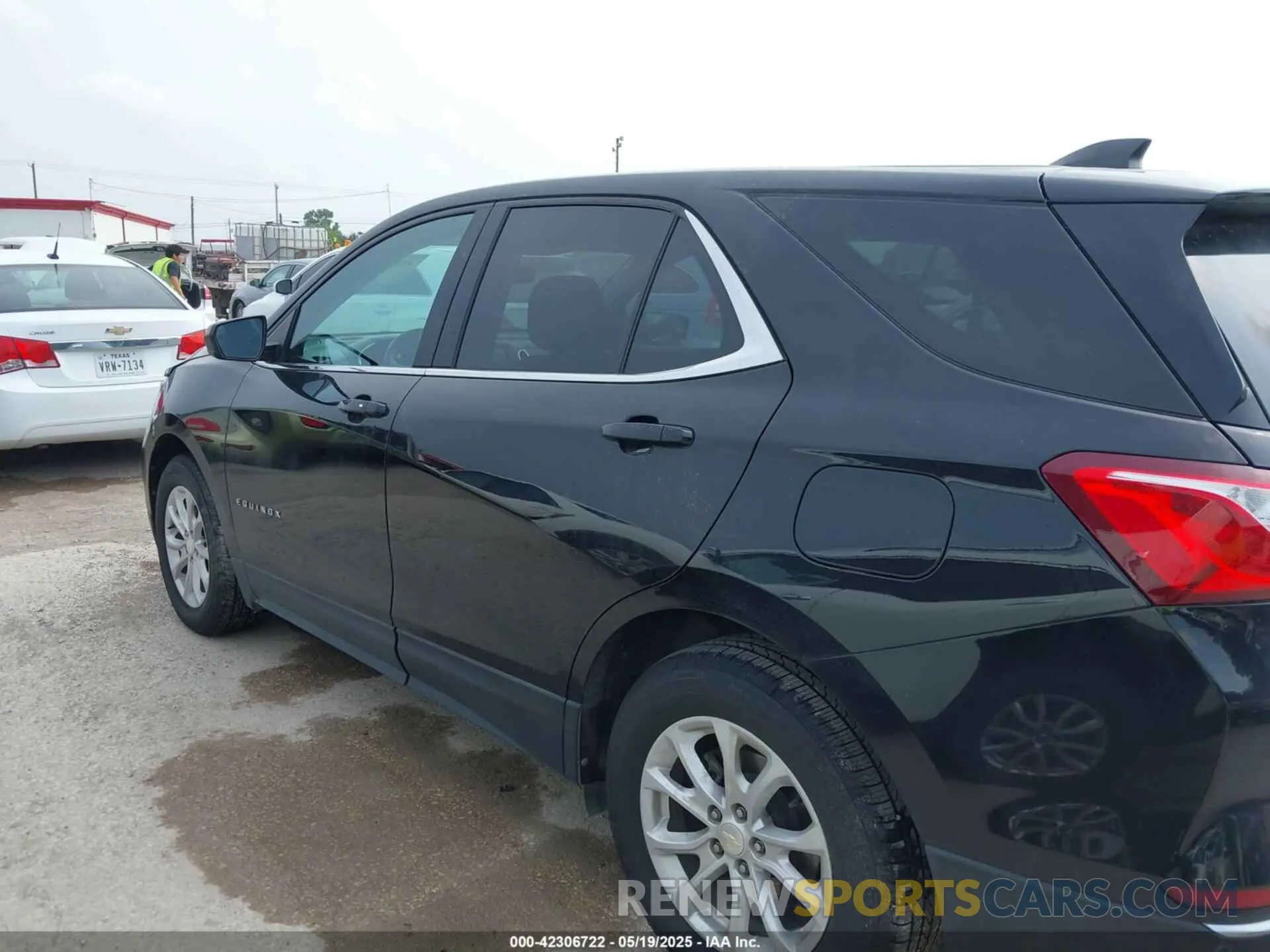 14 fotografías del automóvil dañado 3GNAXJEV0LL129638 CHEVROLET EQUINOX 2020