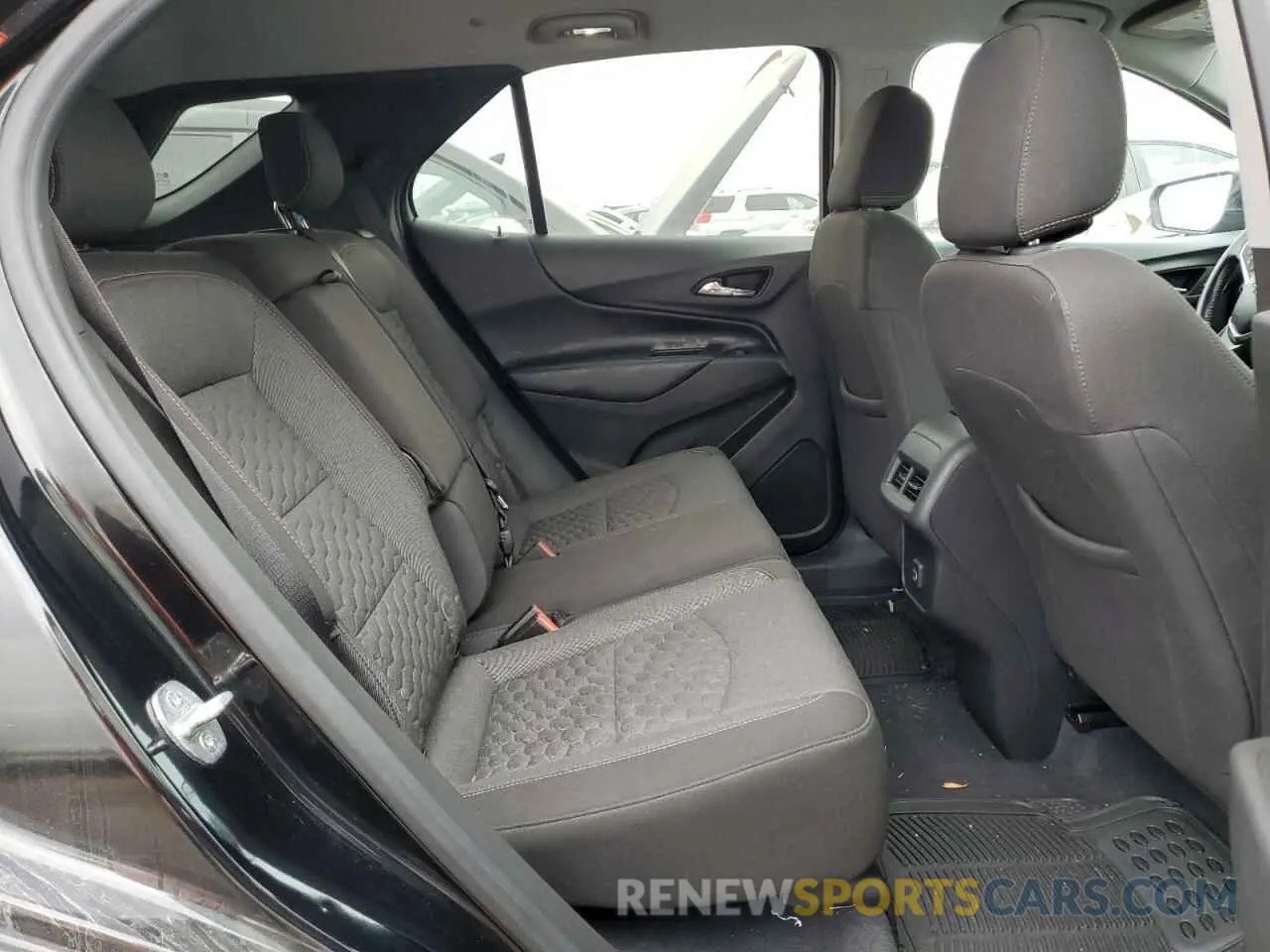 10 fotografías del automóvil dañado 3GNAXJEV3LL200184 CHEVROLET EQUINOX 2020
