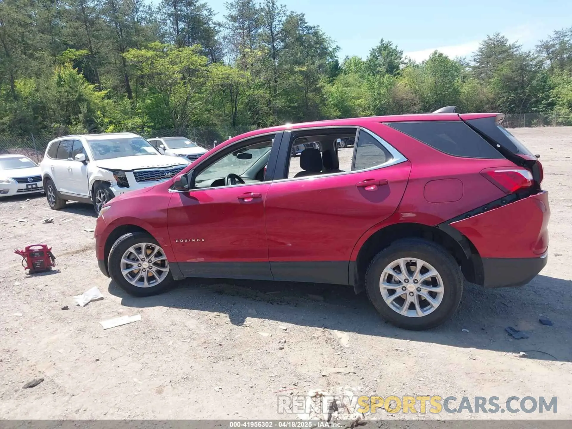 13 fotografías del automóvil dañado 3GNAXJEV3LS637706 CHEVROLET EQUINOX 2020