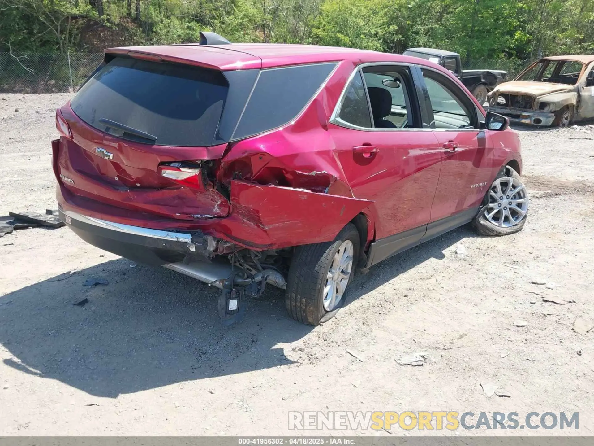 4 fotografías del automóvil dañado 3GNAXJEV3LS637706 CHEVROLET EQUINOX 2020