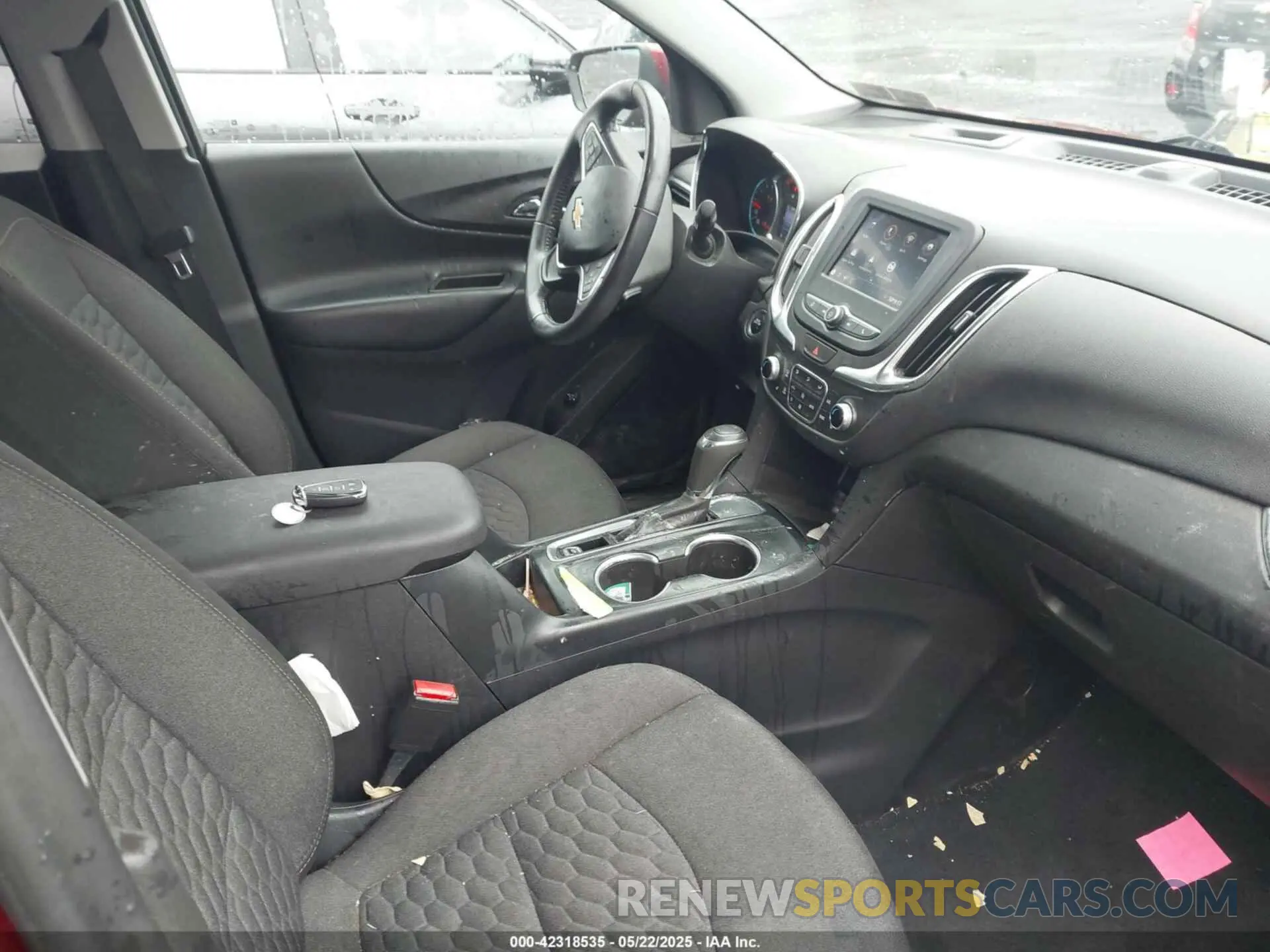 5 fotografías del automóvil dañado 3GNAXJEV4LS513346 CHEVROLET EQUINOX 2020