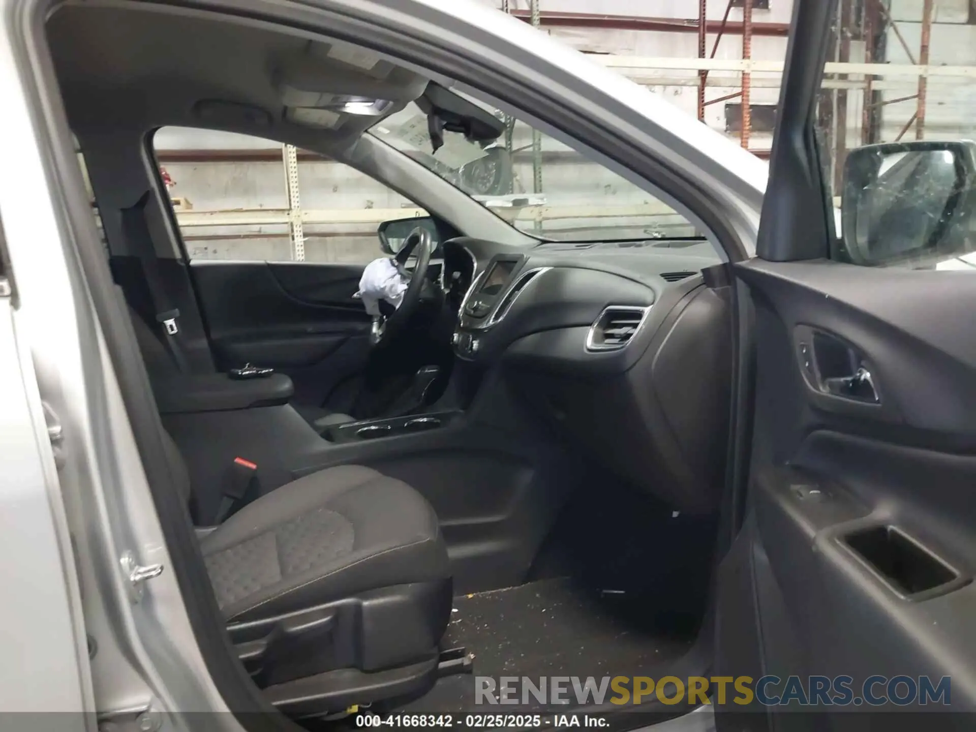 5 fotografías del automóvil dañado 3GNAXJEV6LS510464 CHEVROLET EQUINOX 2020