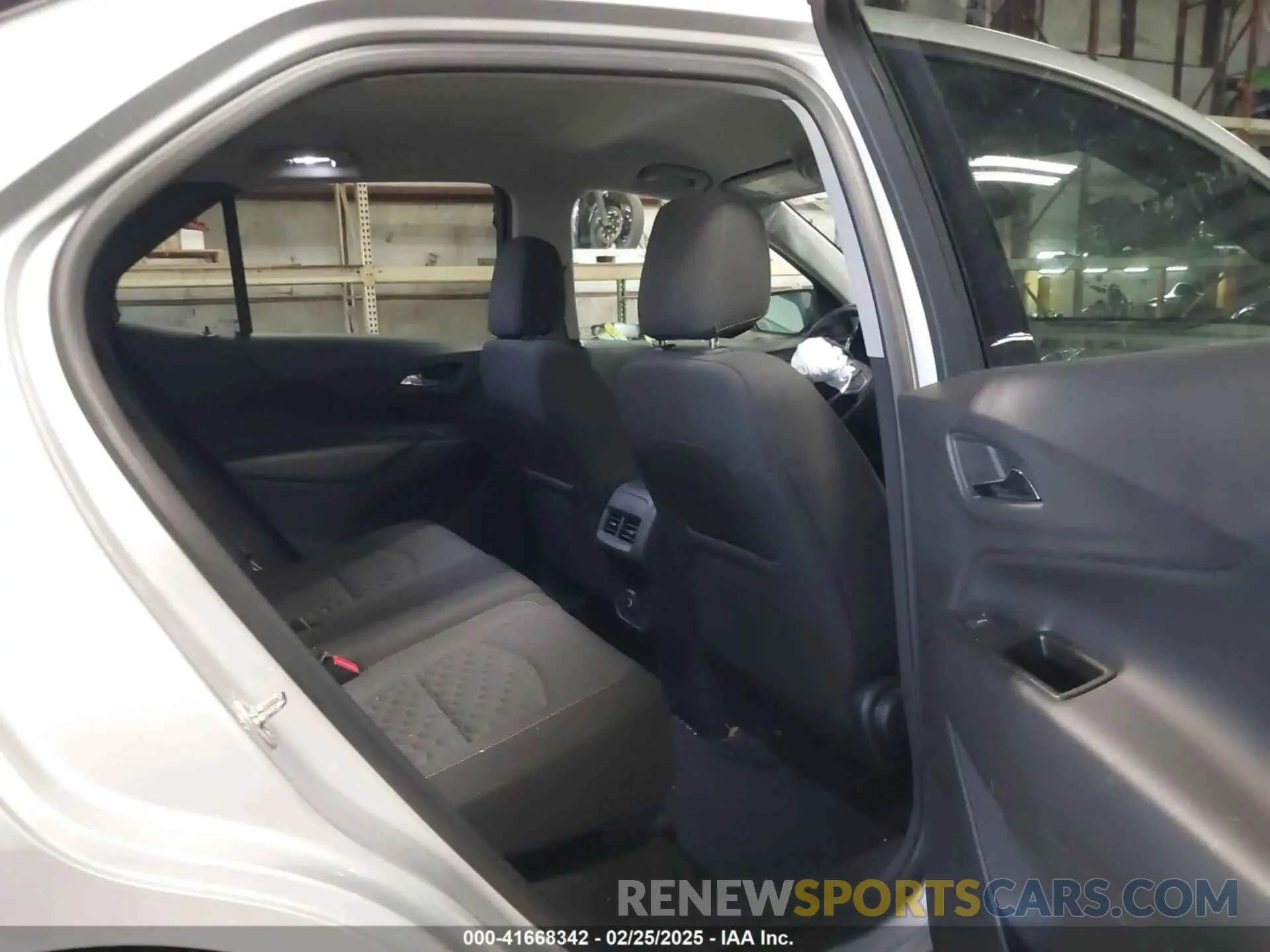 8 fotografías del automóvil dañado 3GNAXJEV6LS510464 CHEVROLET EQUINOX 2020