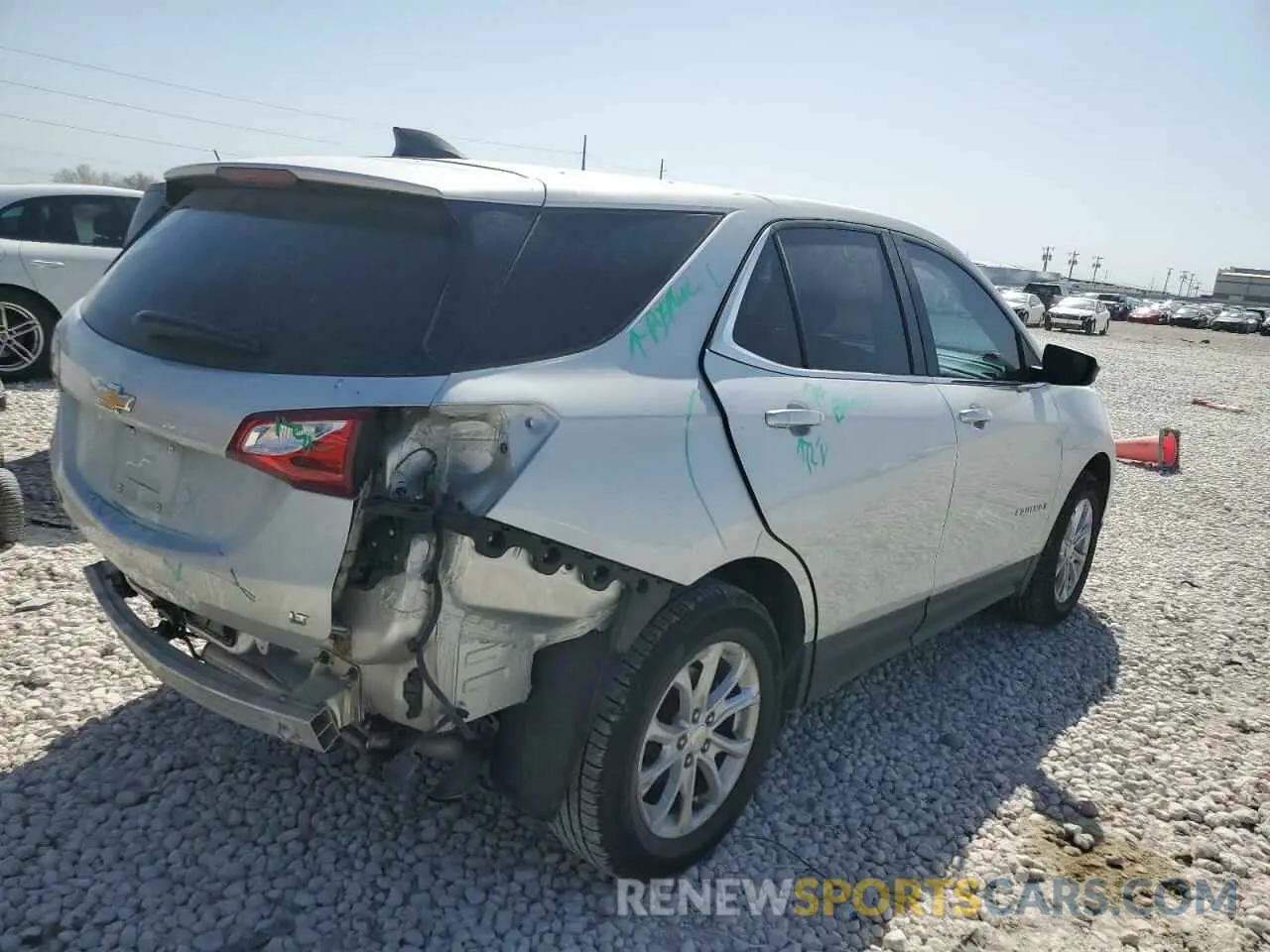 3 fotografías del automóvil dañado 3GNAXKEV0LS502558 CHEVROLET EQUINOX 2020