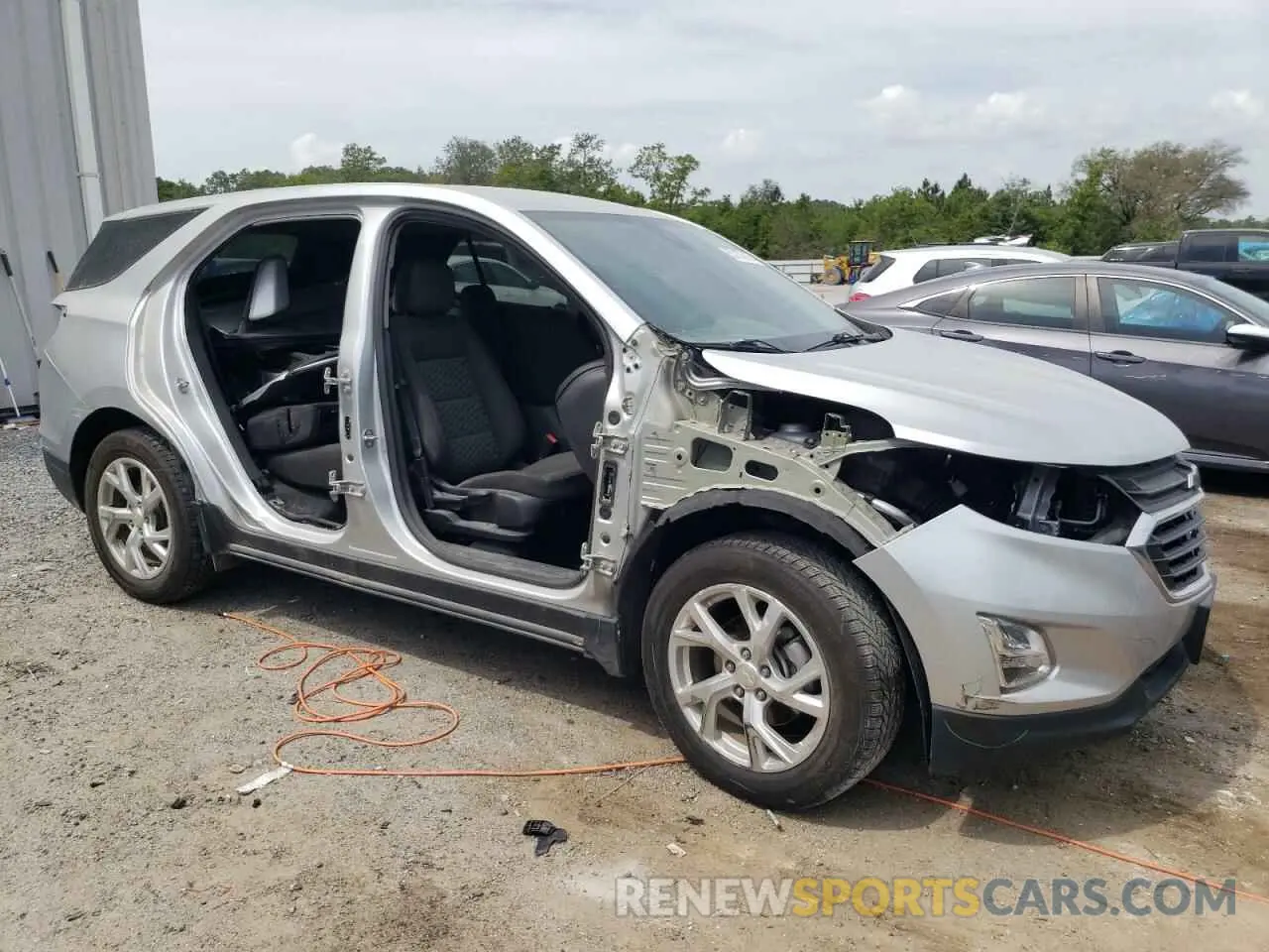 4 fotografías del automóvil dañado 3GNAXKEV0LS506822 CHEVROLET EQUINOX 2020