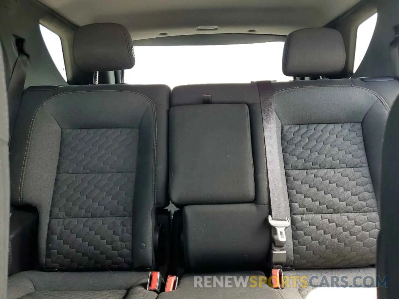 10 fotografías del automóvil dañado 3GNAXKEV1LL195475 CHEVROLET EQUINOX 2020