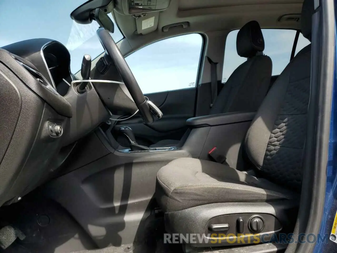 7 fotografías del automóvil dañado 3GNAXKEV1LL195475 CHEVROLET EQUINOX 2020
