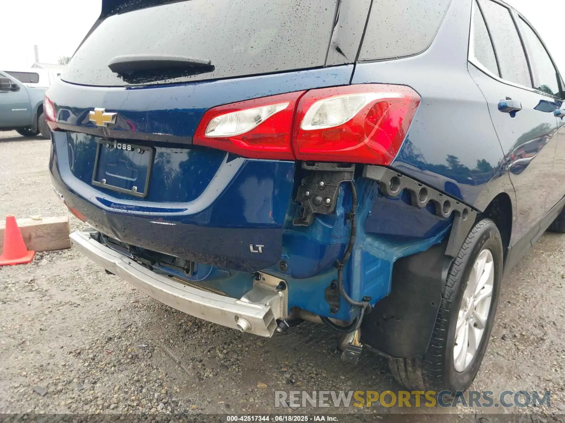 19 fotografías del automóvil dañado 3GNAXKEV1LL334665 CHEVROLET EQUINOX 2020