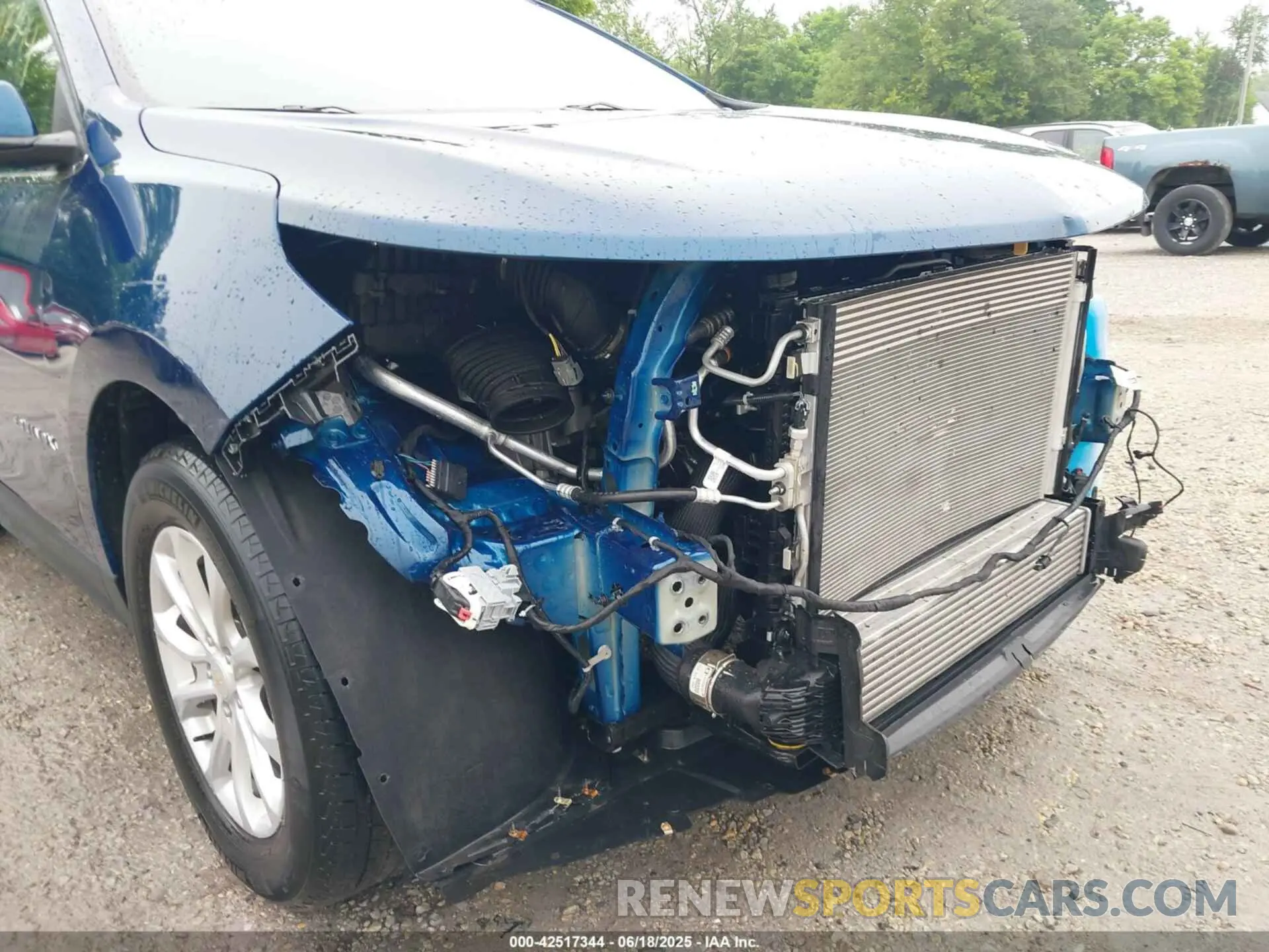 6 fotografías del automóvil dañado 3GNAXKEV1LL334665 CHEVROLET EQUINOX 2020
