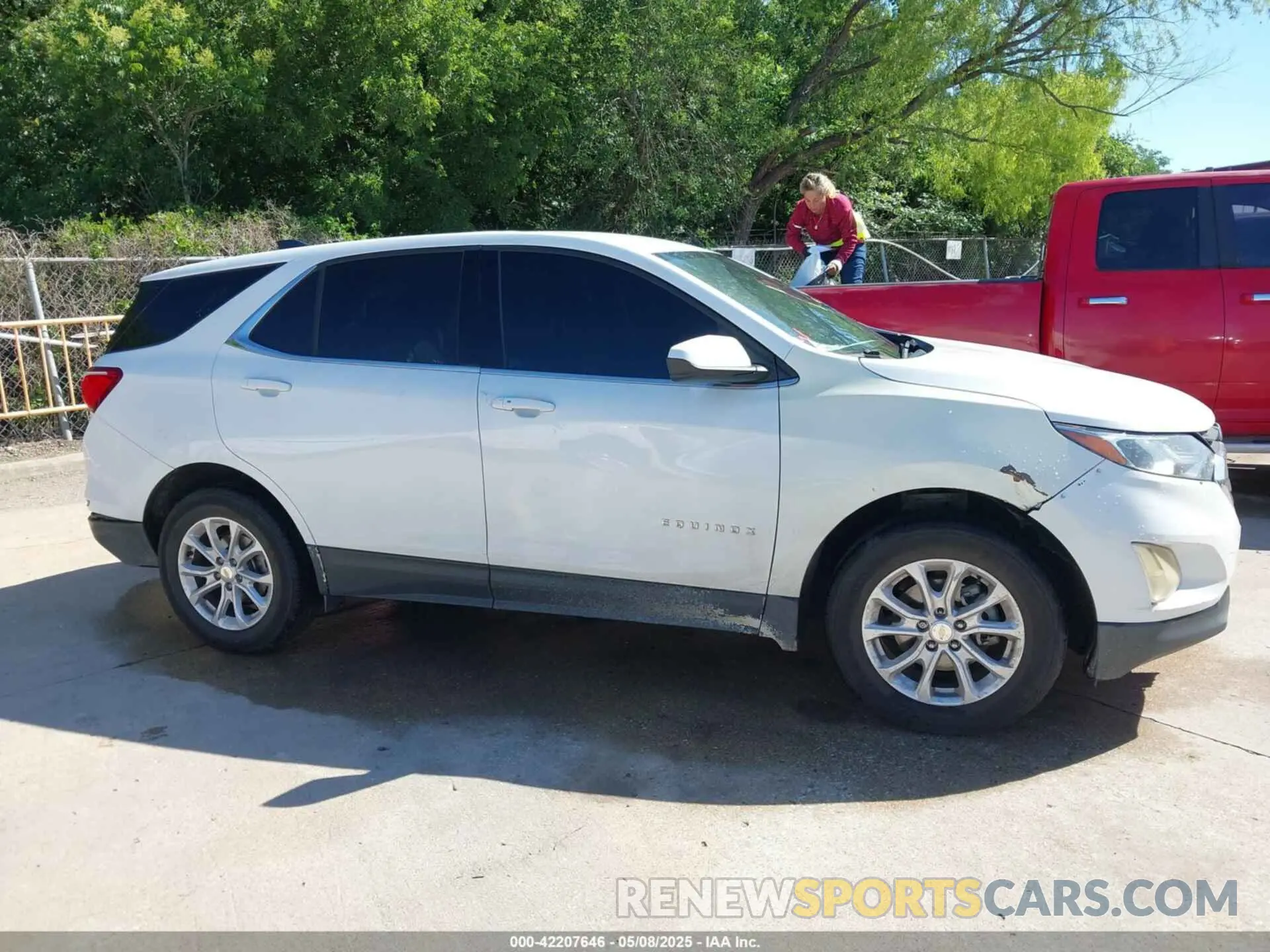 13 fotografías del automóvil dañado 3GNAXKEV1LS509373 CHEVROLET EQUINOX 2020