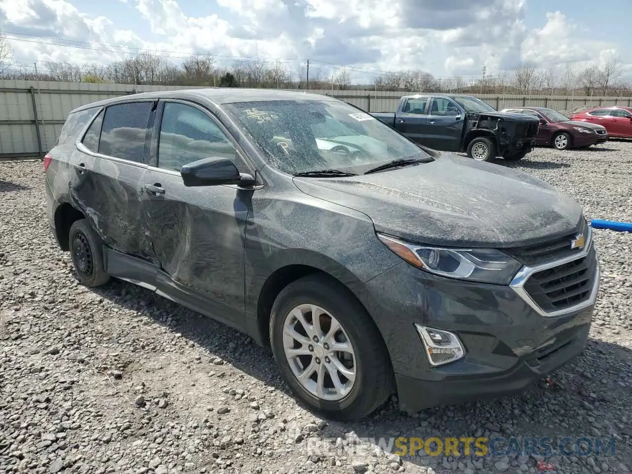 4 fotografías del automóvil dañado 3GNAXKEV1LS585482 CHEVROLET EQUINOX 2020