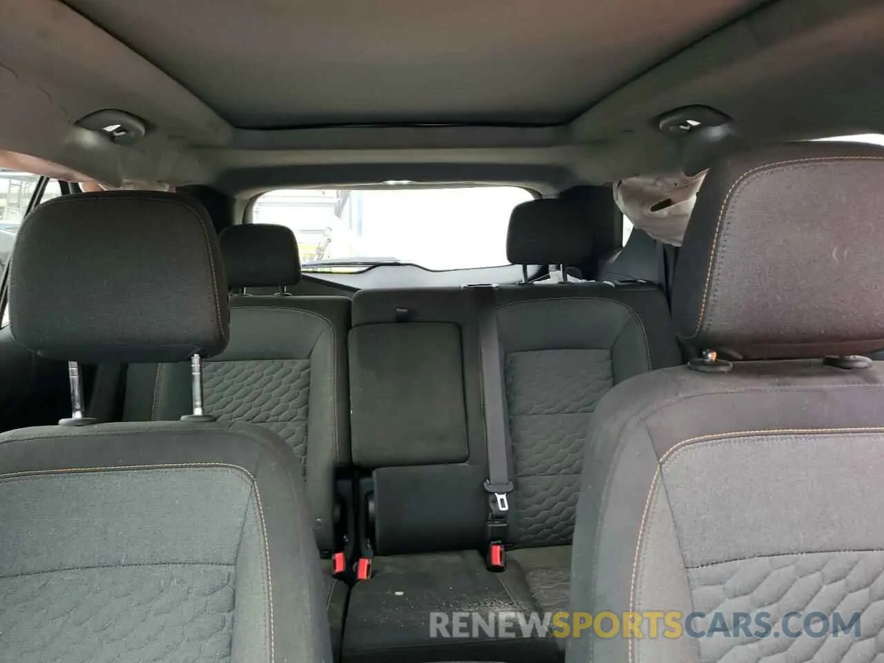 10 fotografías del automóvil dañado 3GNAXKEV2LL198594 CHEVROLET EQUINOX 2020