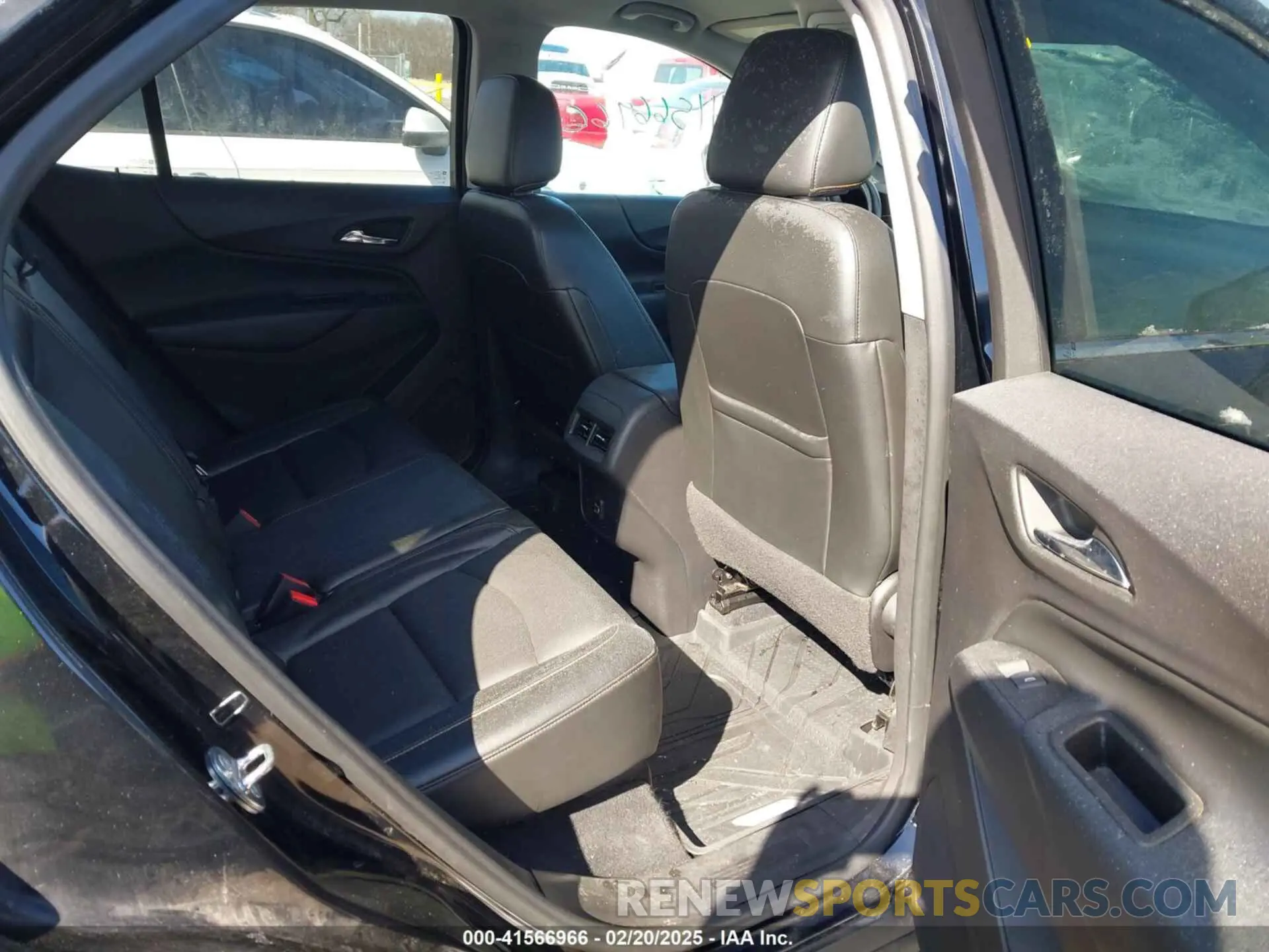 8 fotografías del automóvil dañado 3GNAXKEV3LL197874 CHEVROLET EQUINOX 2020