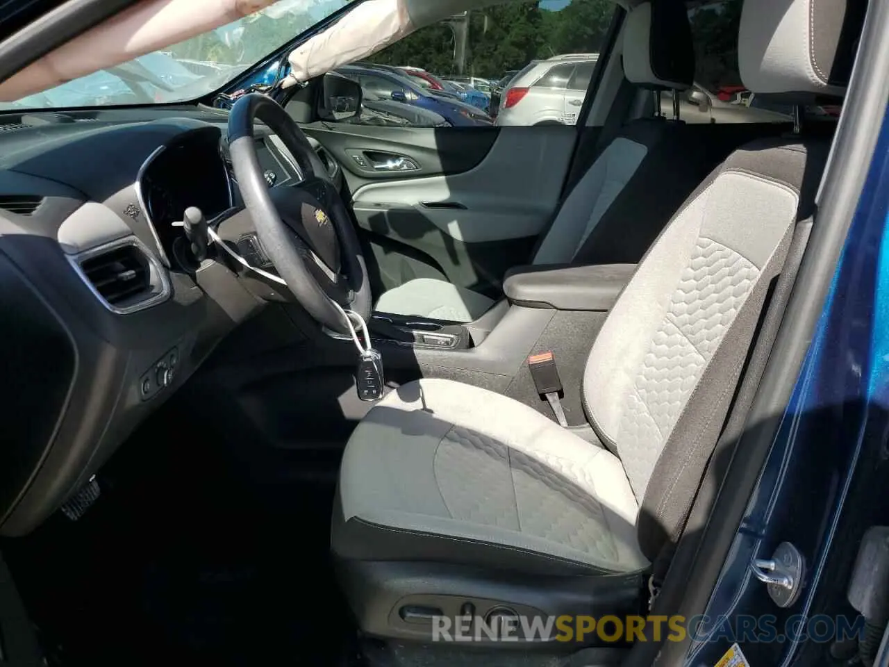 7 fotografías del automóvil dañado 3GNAXKEV3LL255689 CHEVROLET EQUINOX 2020