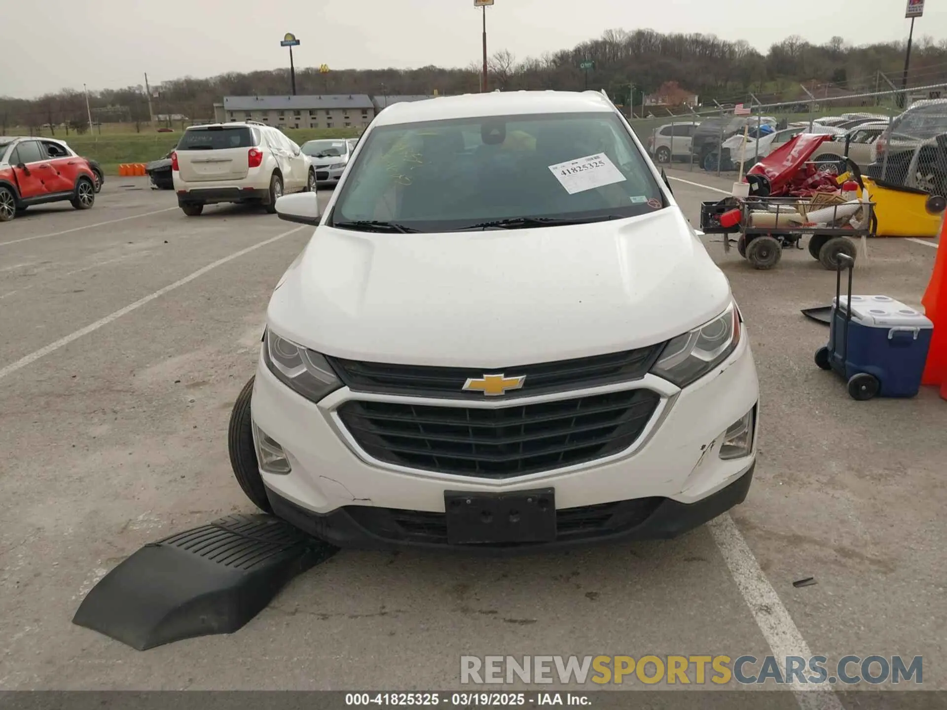 12 fotografías del automóvil dañado 3GNAXKEV3LL274582 CHEVROLET EQUINOX 2020