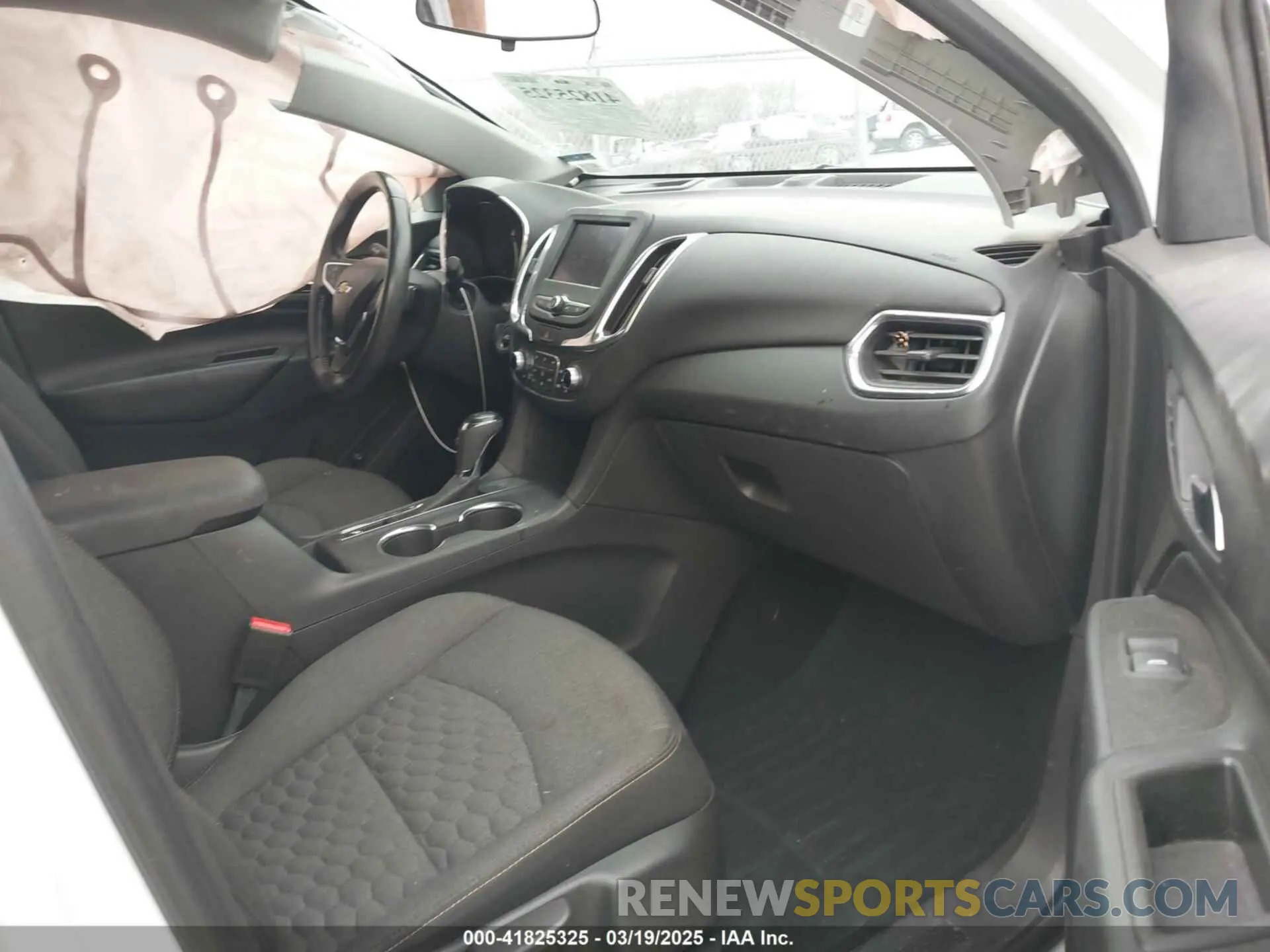 5 fotografías del automóvil dañado 3GNAXKEV3LL274582 CHEVROLET EQUINOX 2020