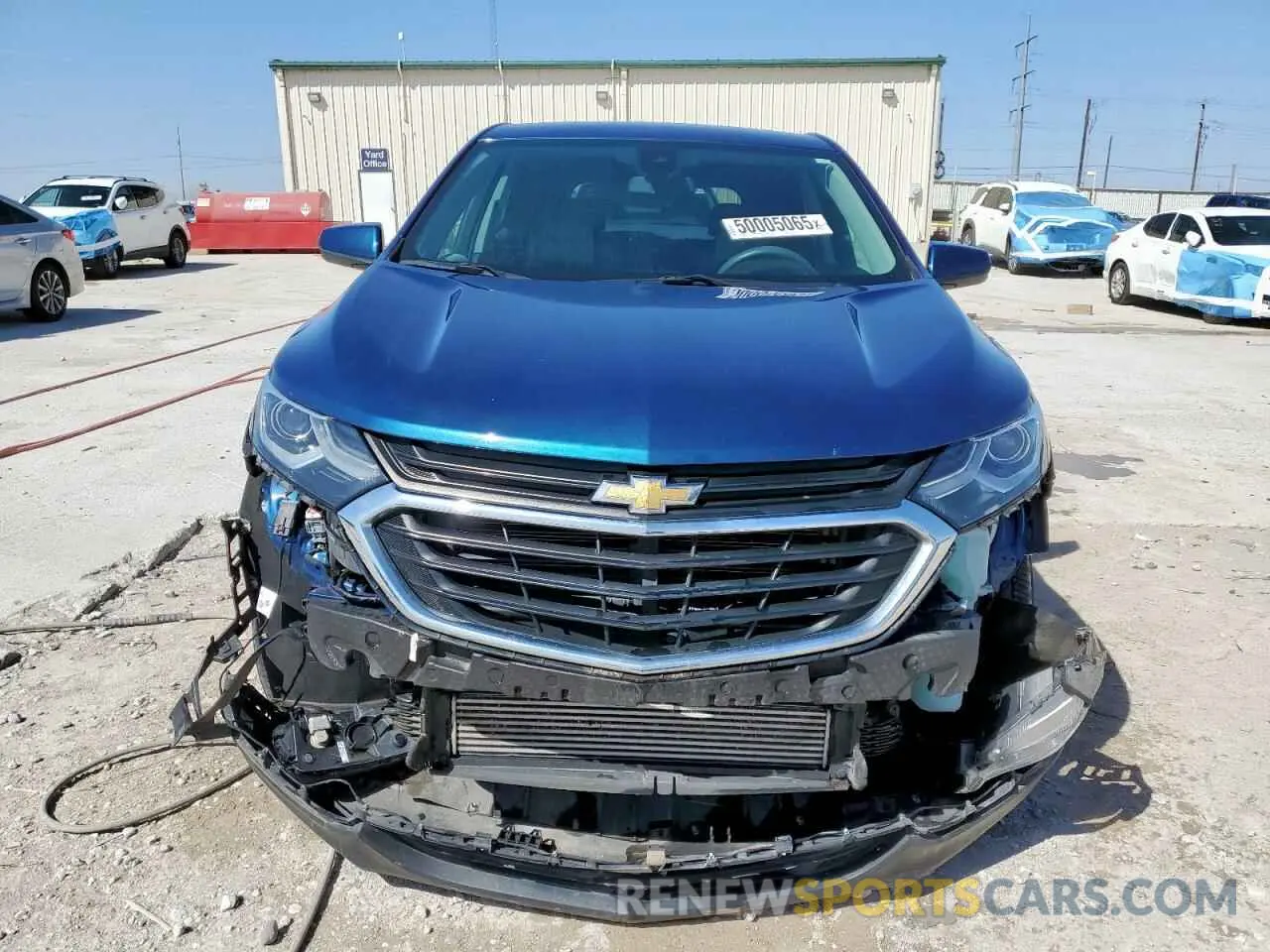5 fotografías del automóvil dañado 3GNAXKEV4LL266085 CHEVROLET EQUINOX 2020
