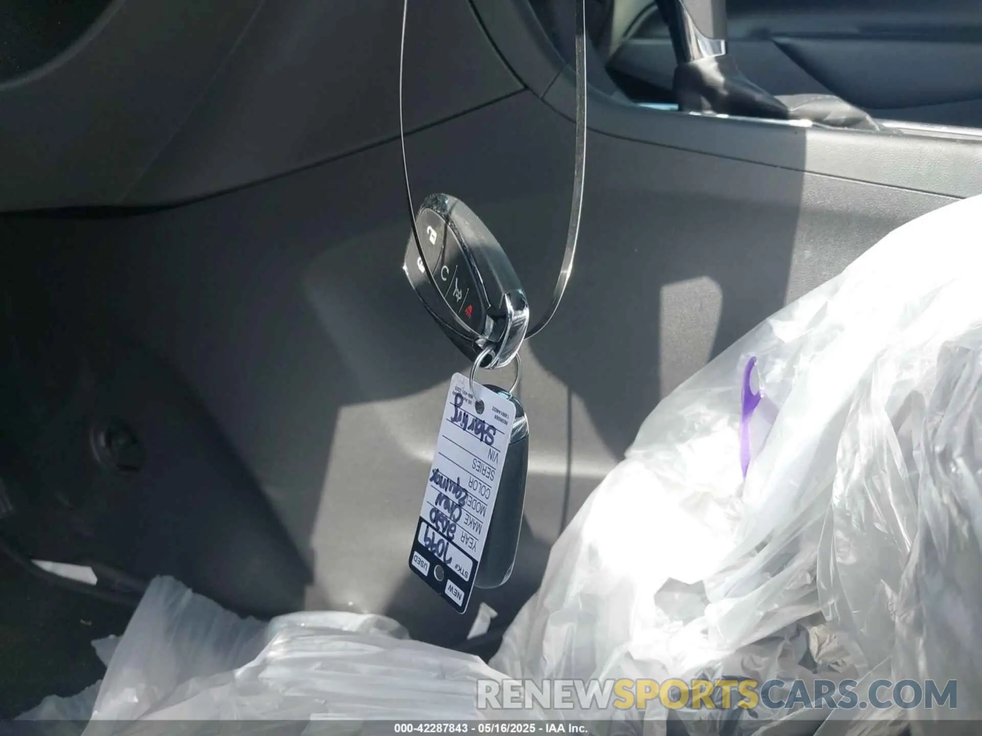 11 fotografías del automóvil dañado 3GNAXKEV4LL275076 CHEVROLET EQUINOX 2020