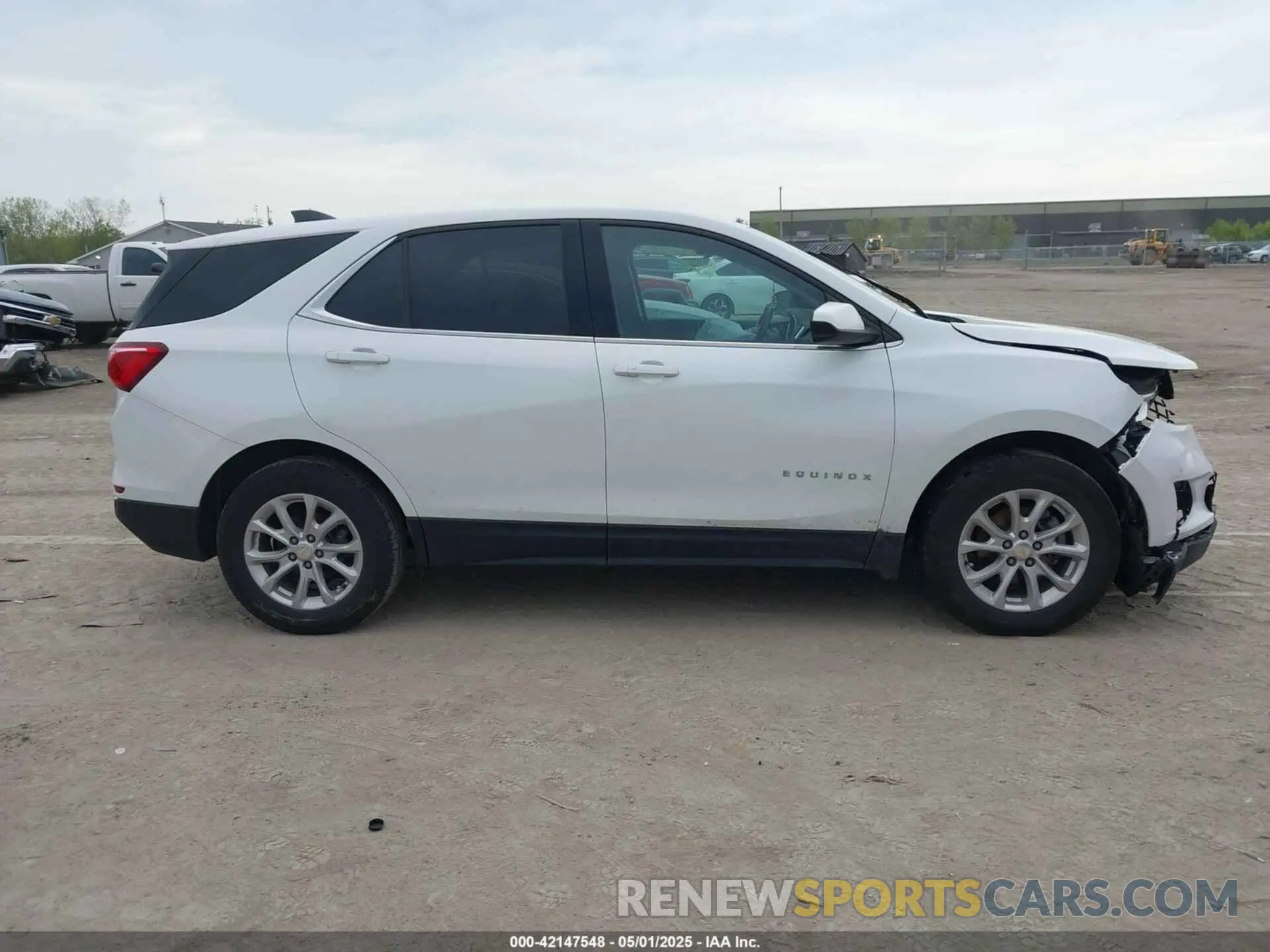 12 fotografías del automóvil dañado 3GNAXKEV4LS692641 CHEVROLET EQUINOX 2020