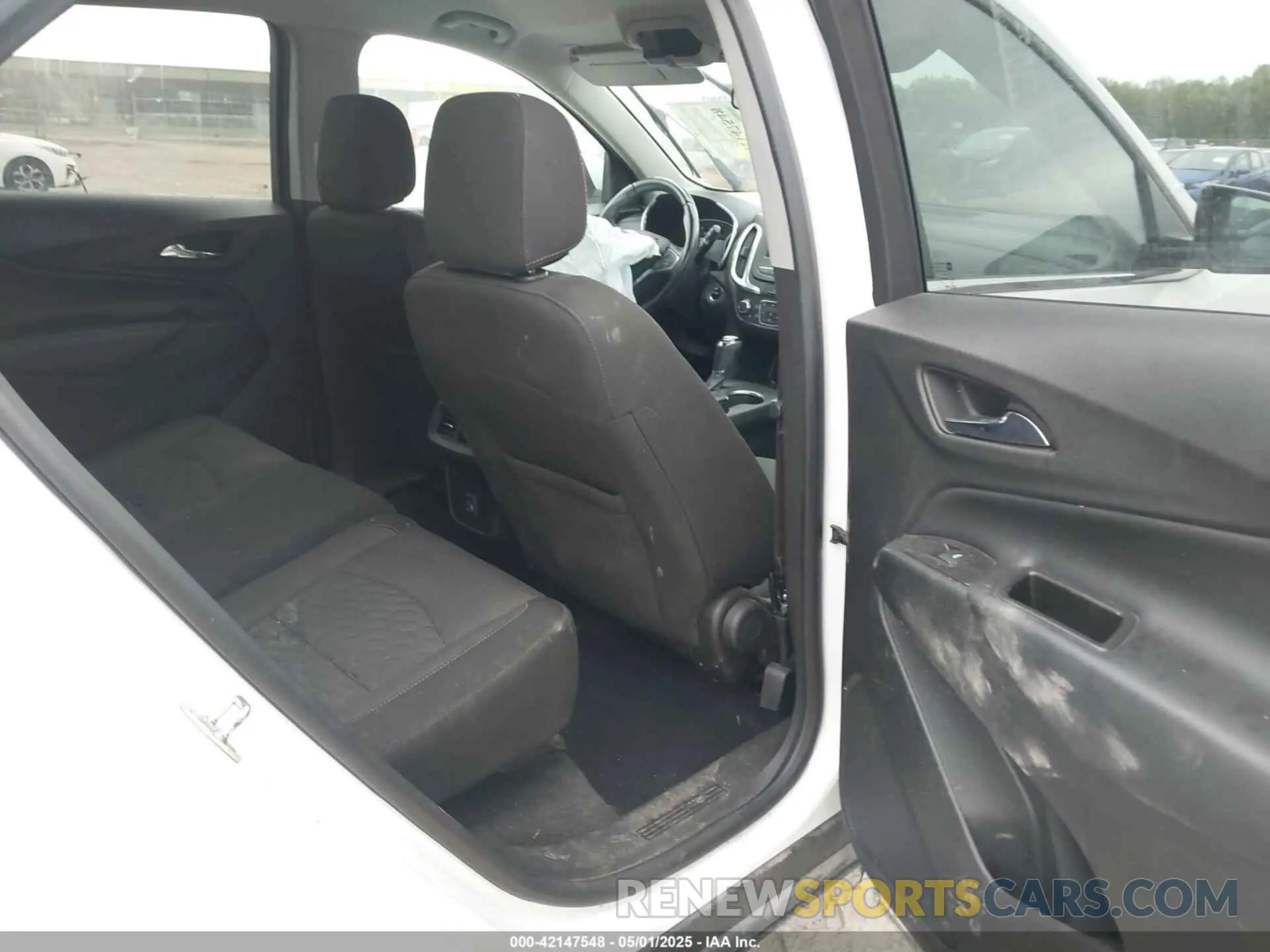 8 fotografías del automóvil dañado 3GNAXKEV4LS692641 CHEVROLET EQUINOX 2020